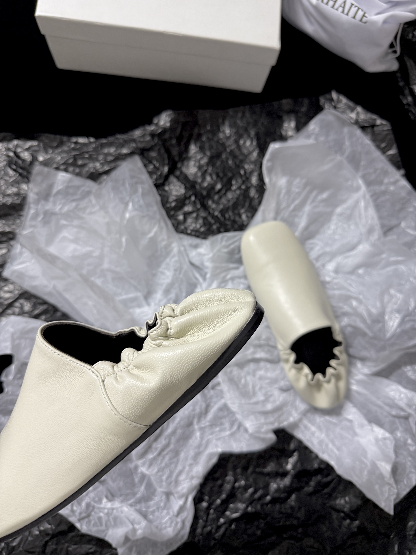 Khaiti Slip-on shoes