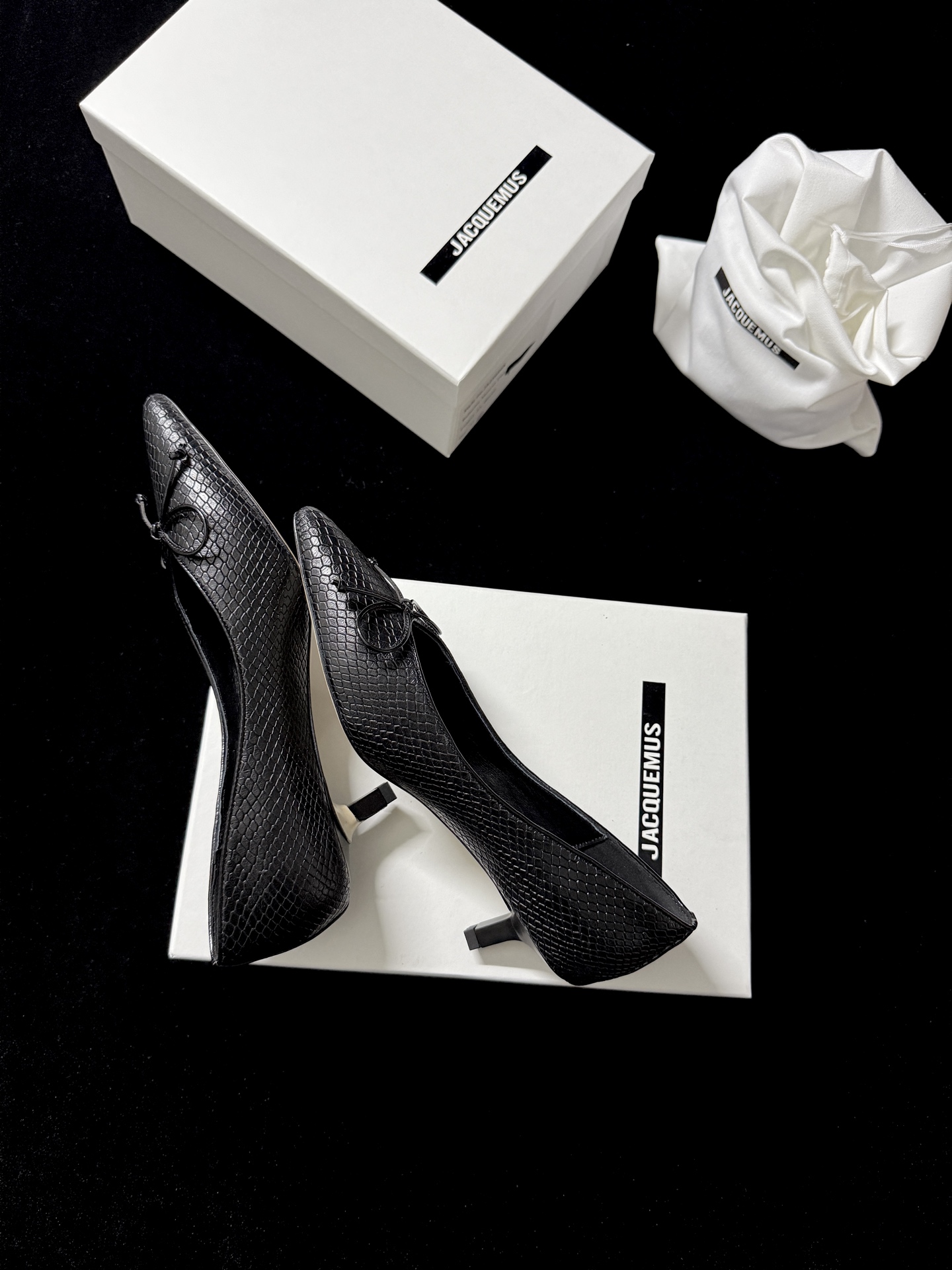 Jacquemus French pointed toe shoes