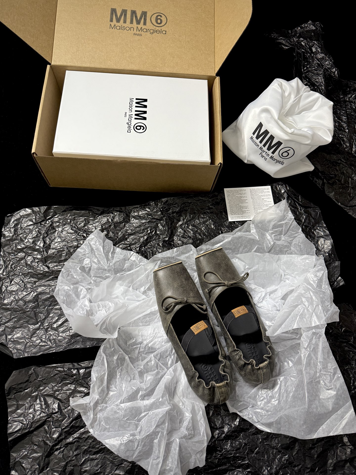 Maison Margiela Square-toe bow flats