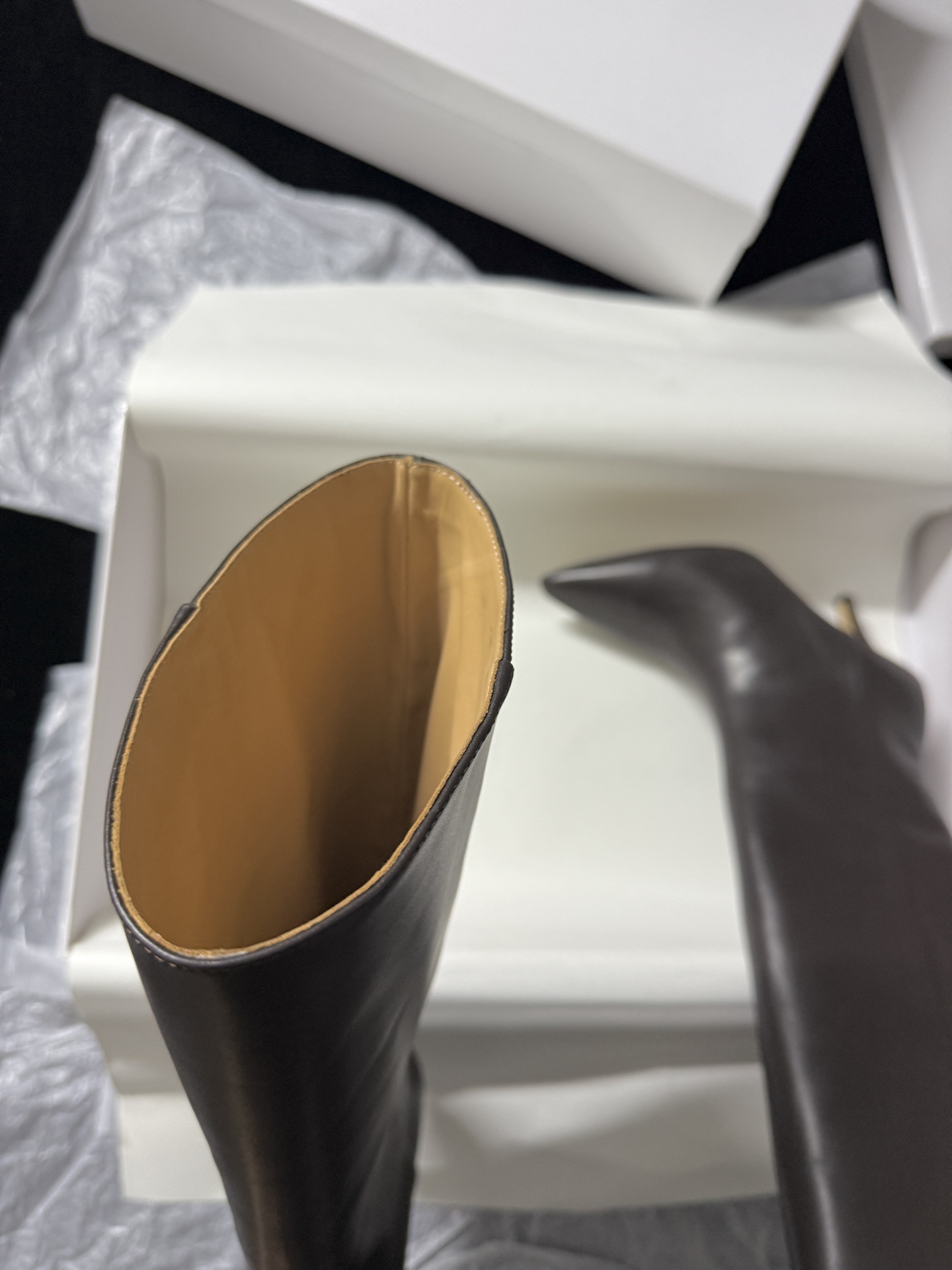 Maison Margiela Pointed toe knee-high boots