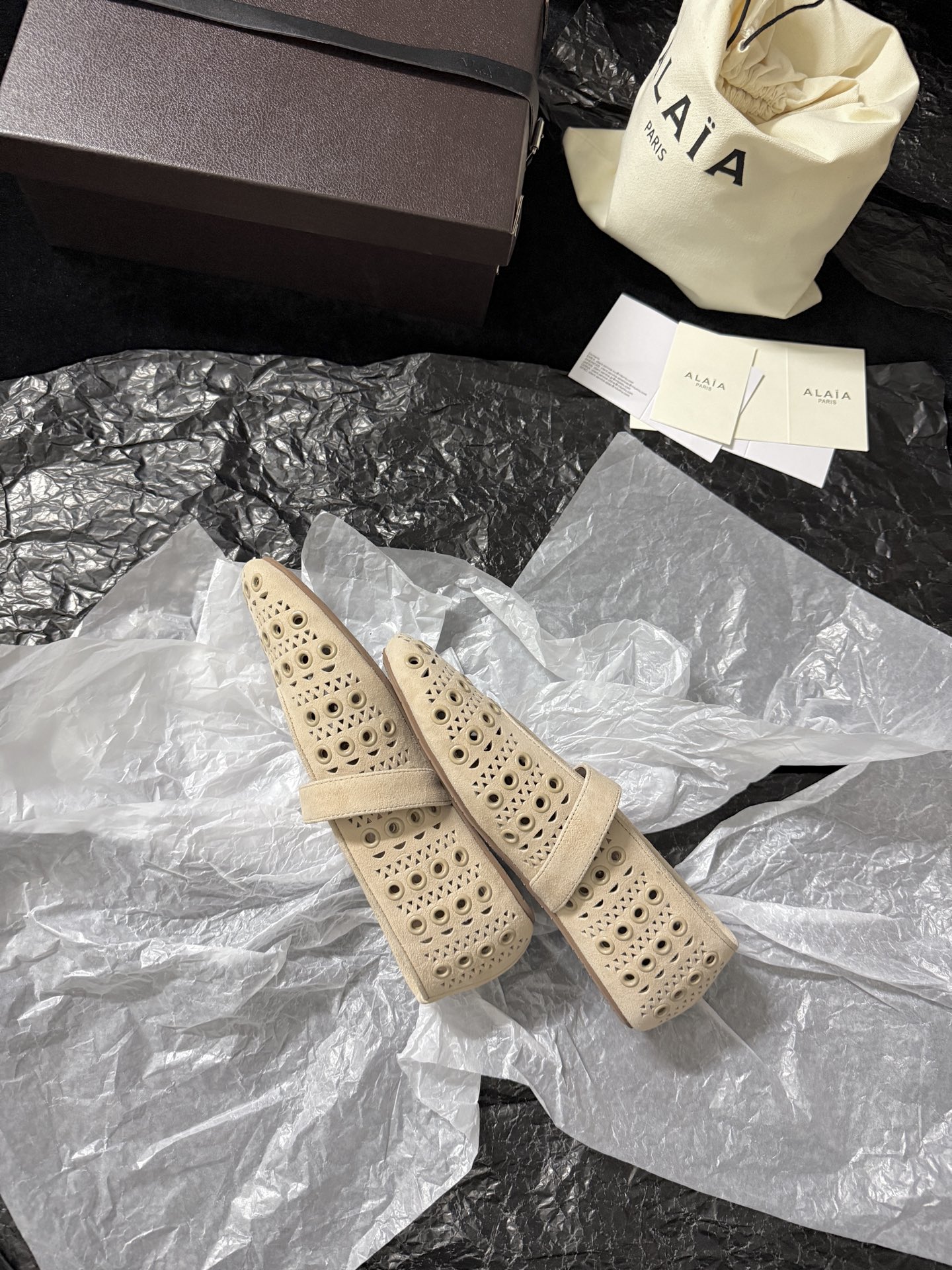 Alaïa Cut-out Mary Jane shoes