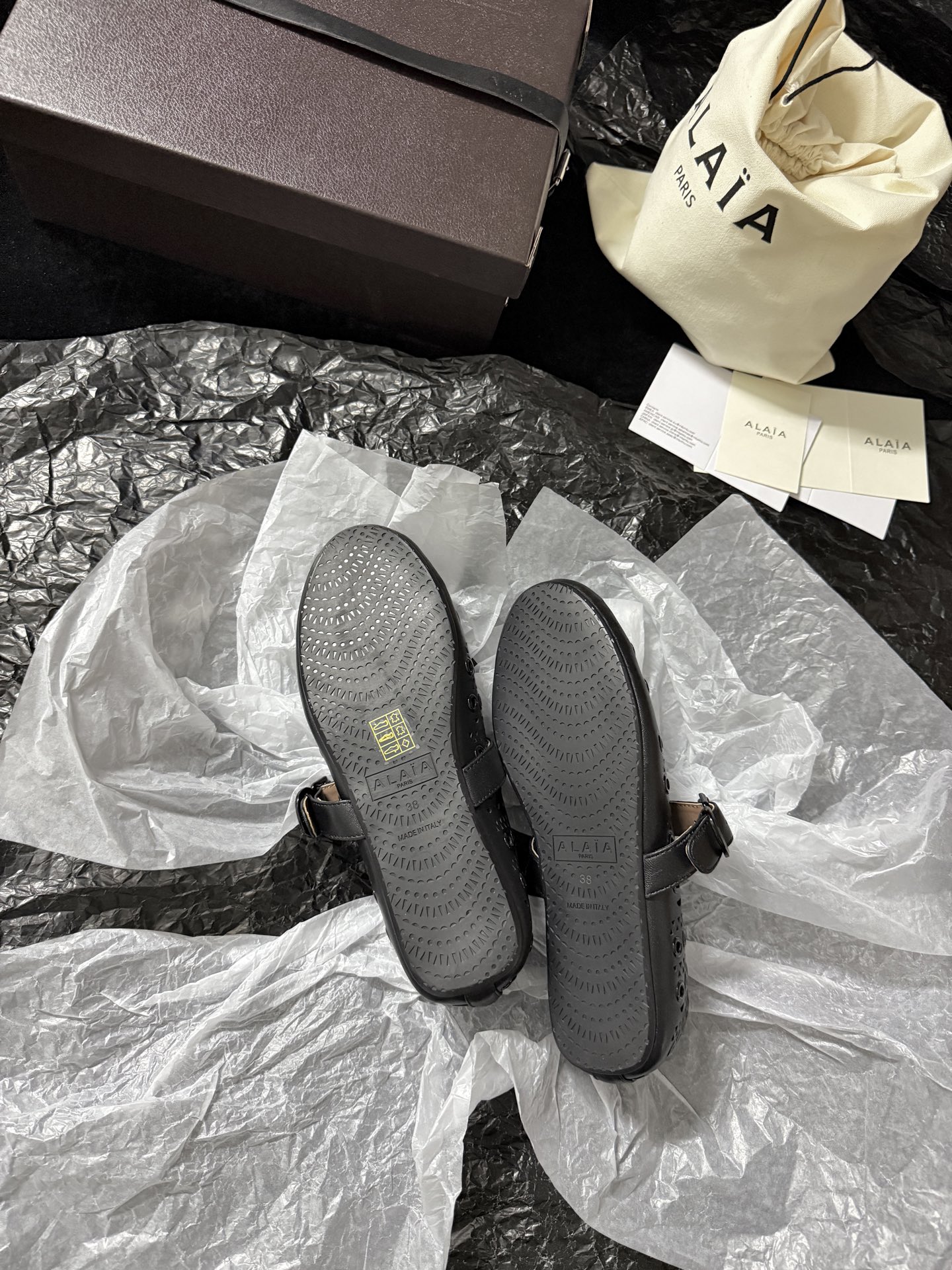 Alaïa Cut-out Mary Jane shoes