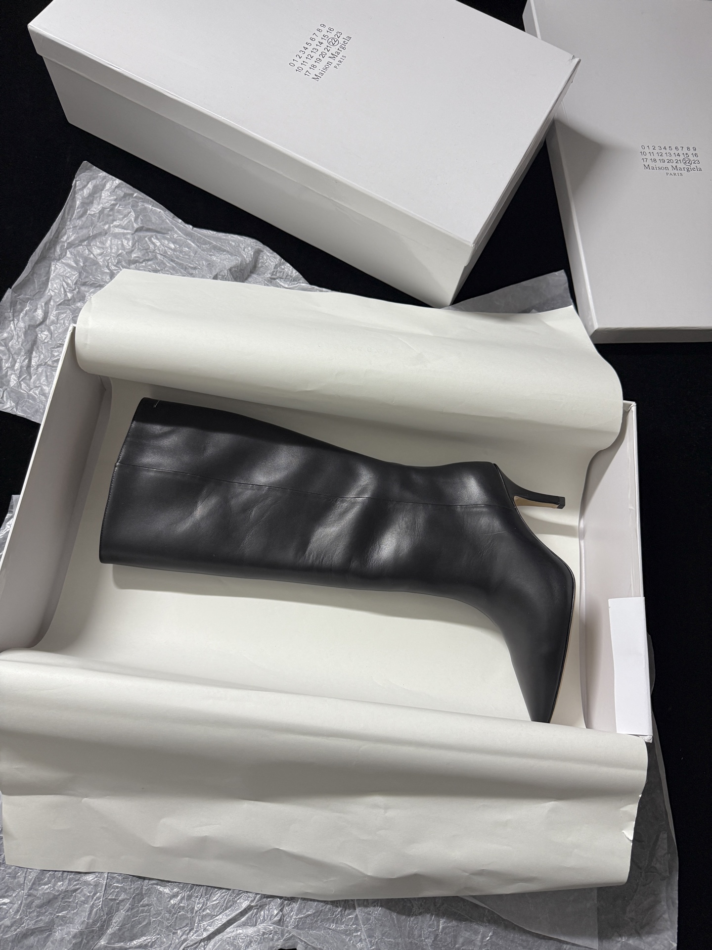 Maison Margiela Pointed toe knee-high boots