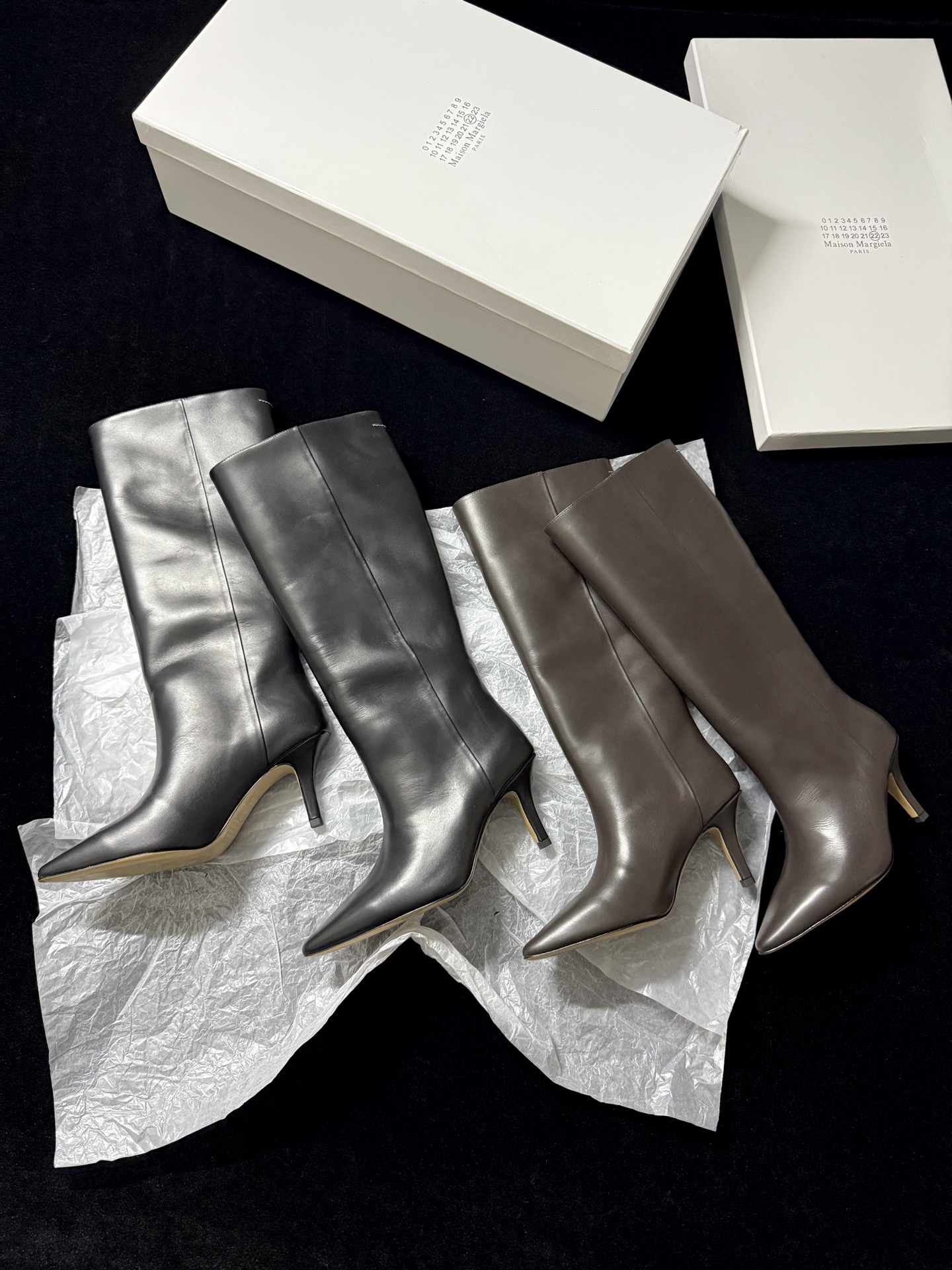 Maison Margiela Pointed toe knee-high boots