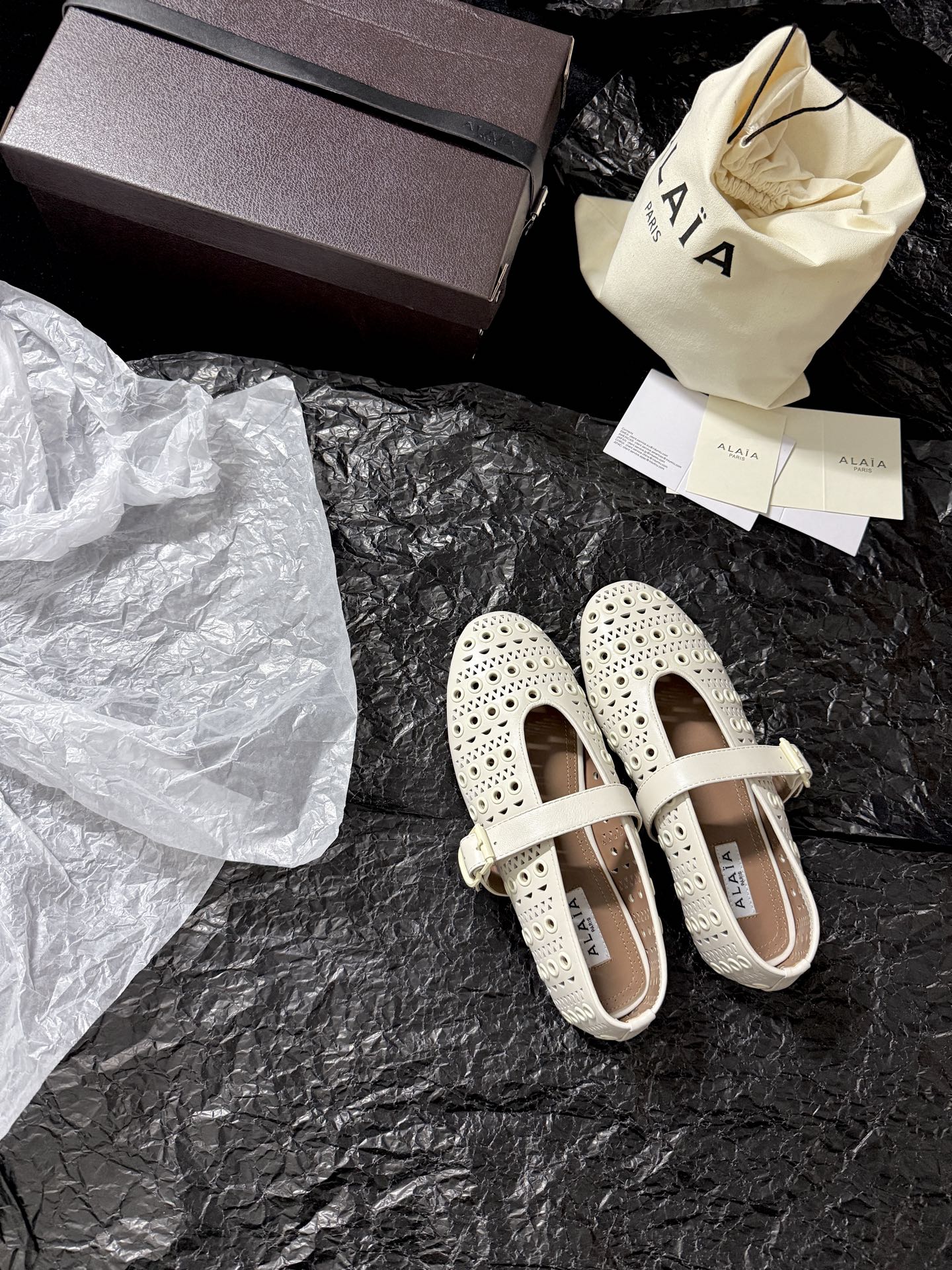 Alaïa Cut-out Mary Jane shoes