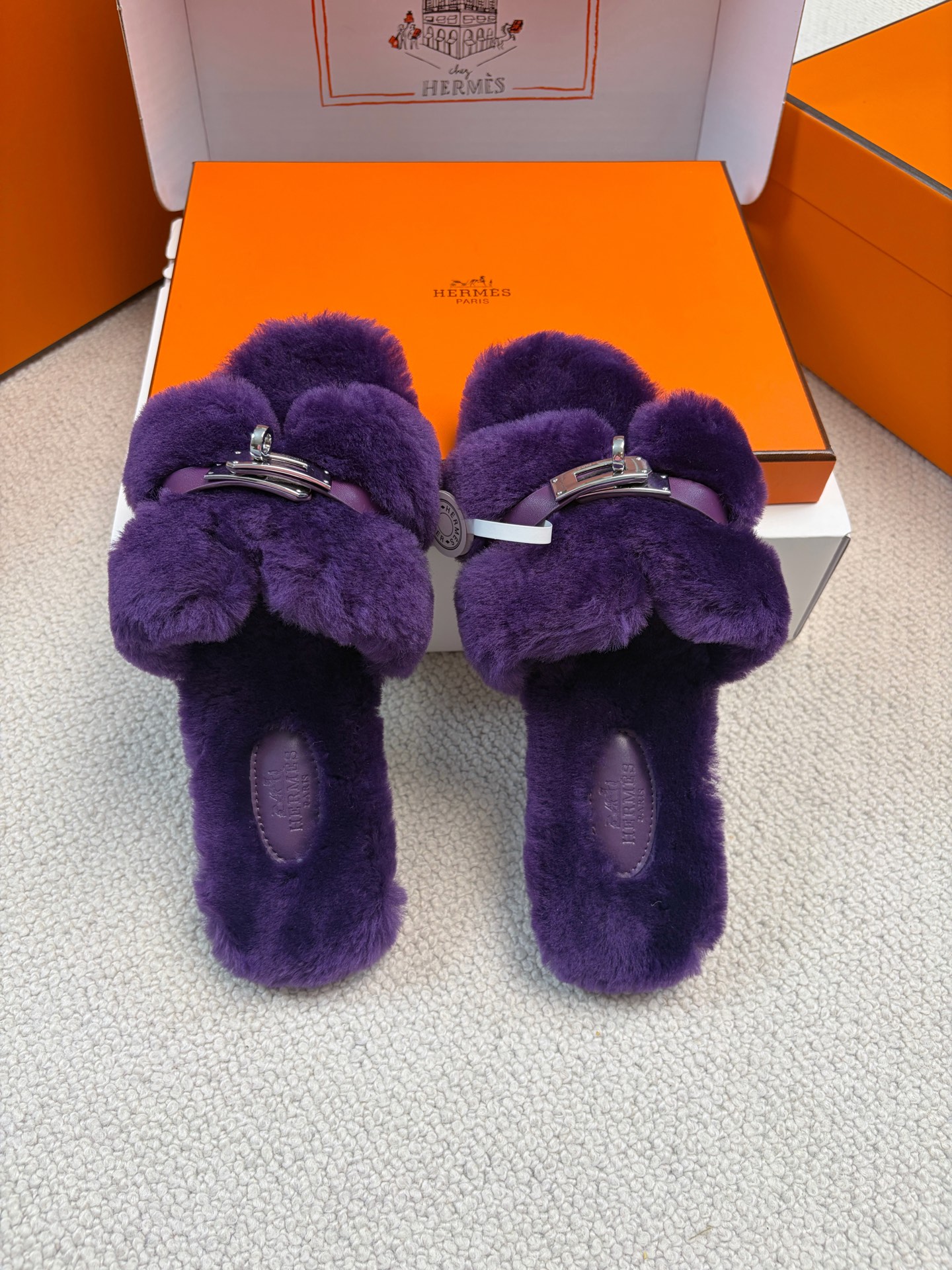 Hermès furry slippers