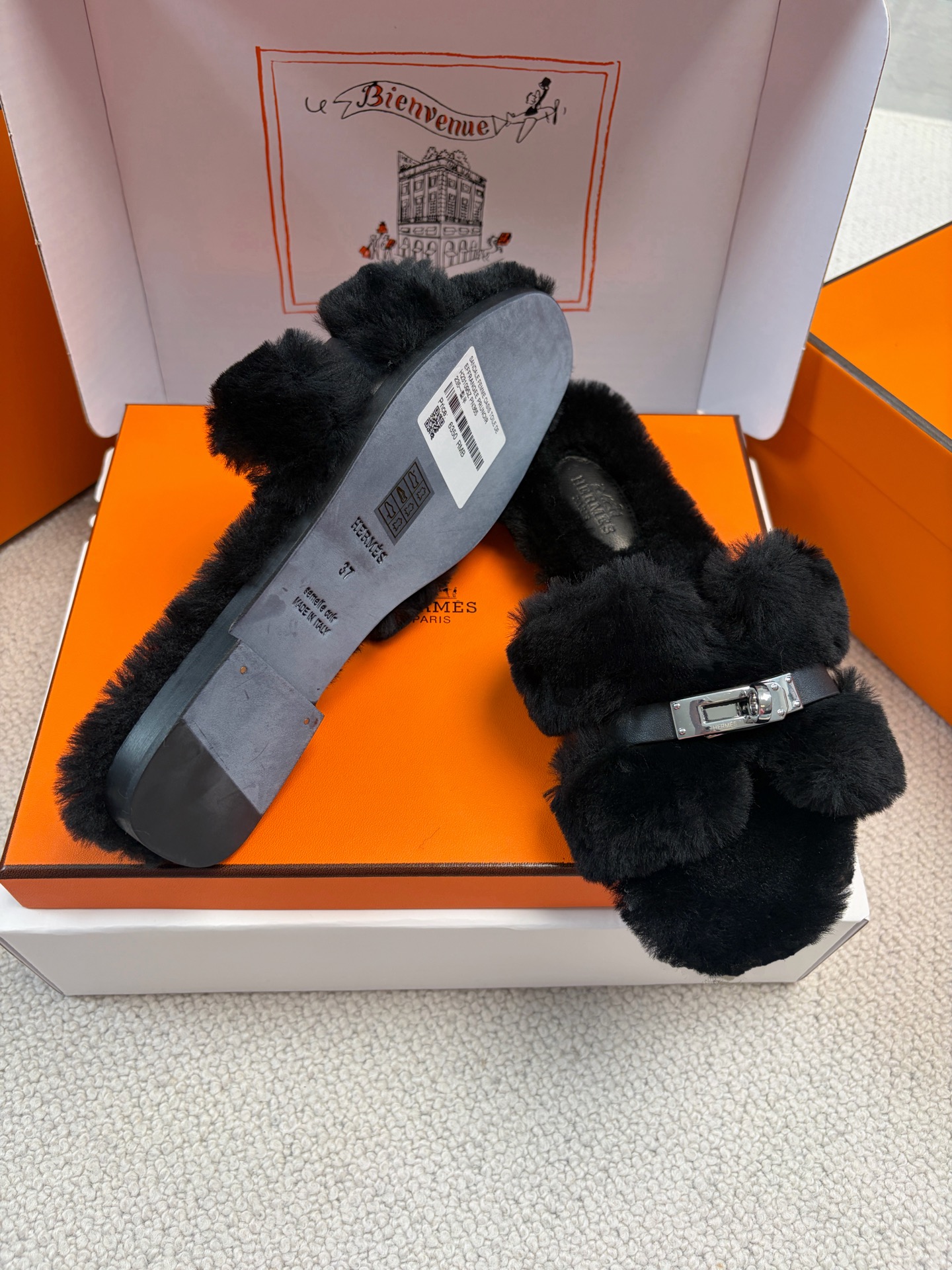 Hermès furry slippers