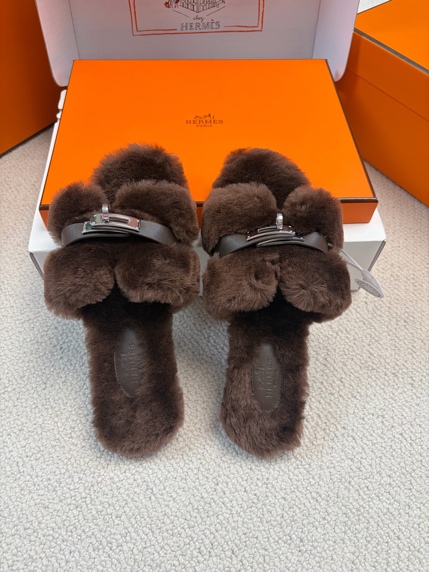 Hermès furry slippers