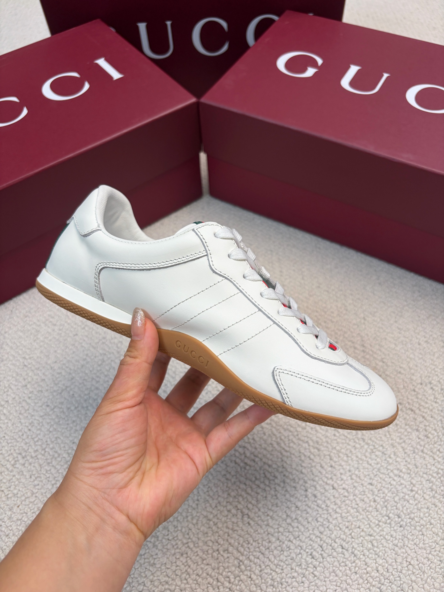 Gucci runway collection couple-style German training shoes