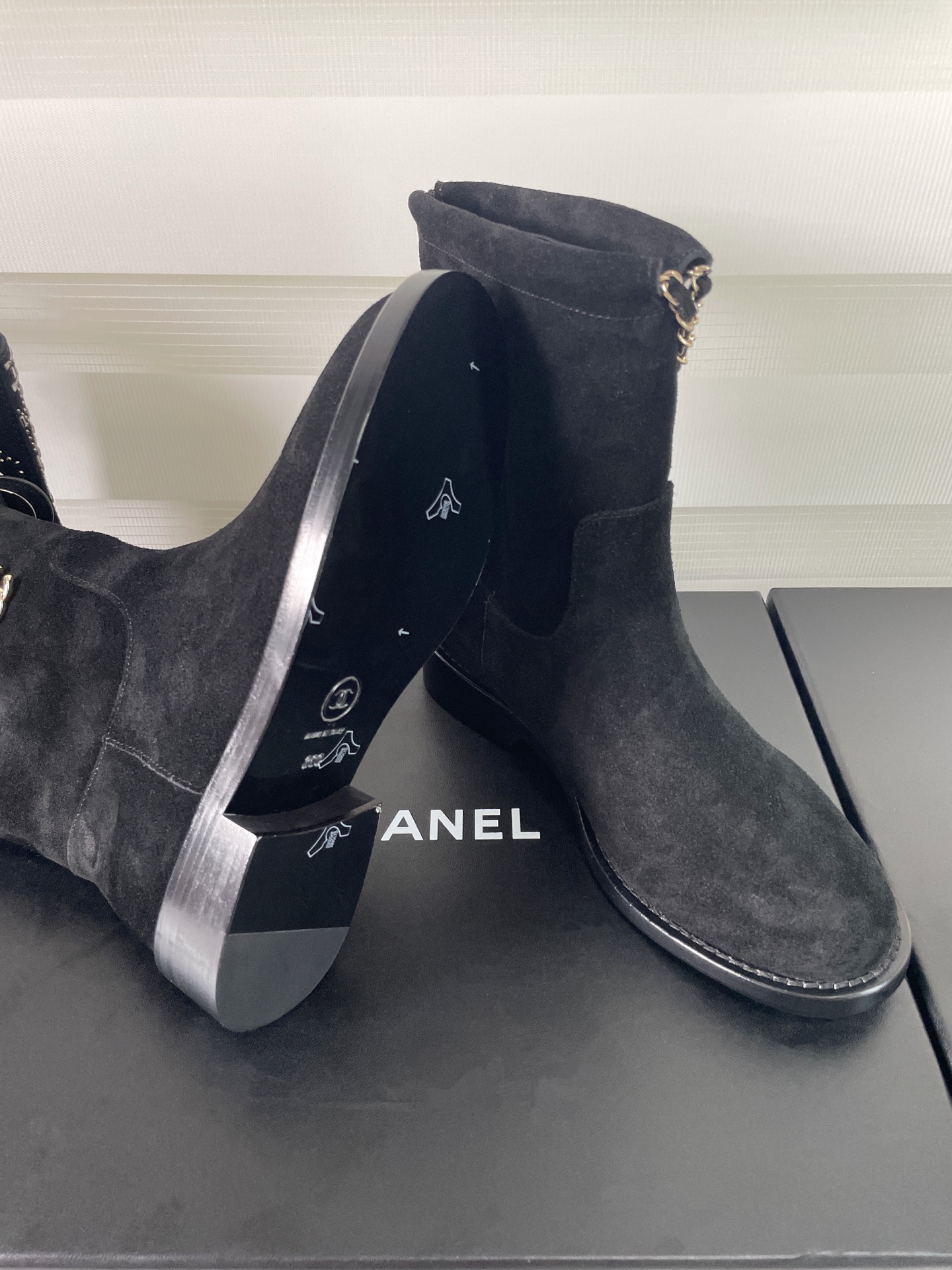 CHANEL autumn and winter new style chain boots