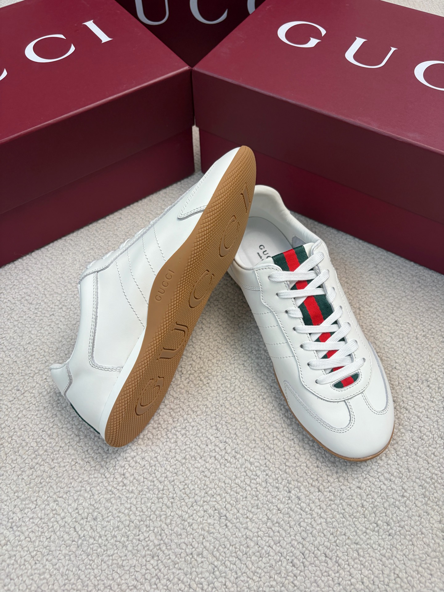 Gucci runway collection couple-style German training shoes