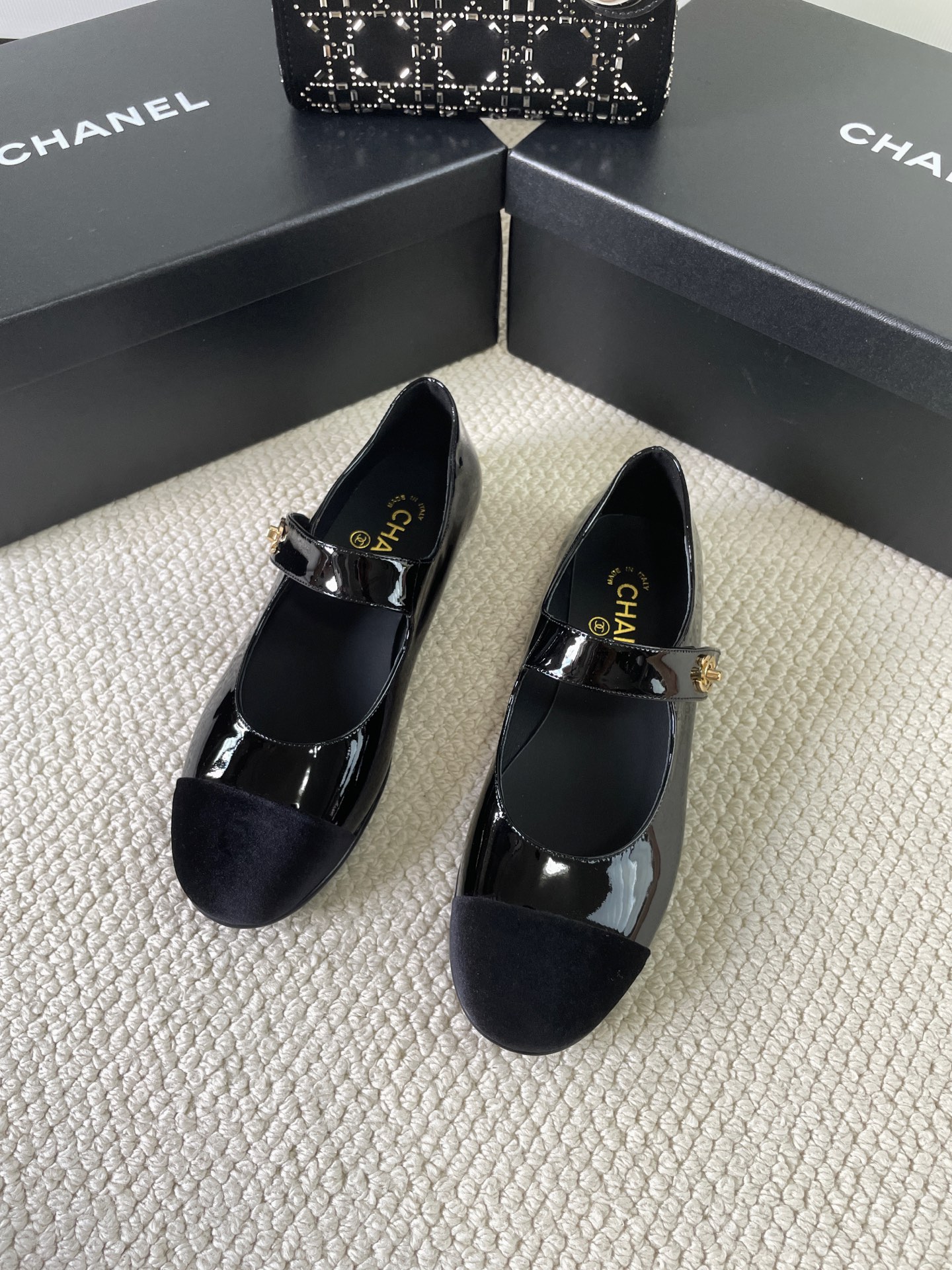 Chanel little Chanel Mary Jane single shoes