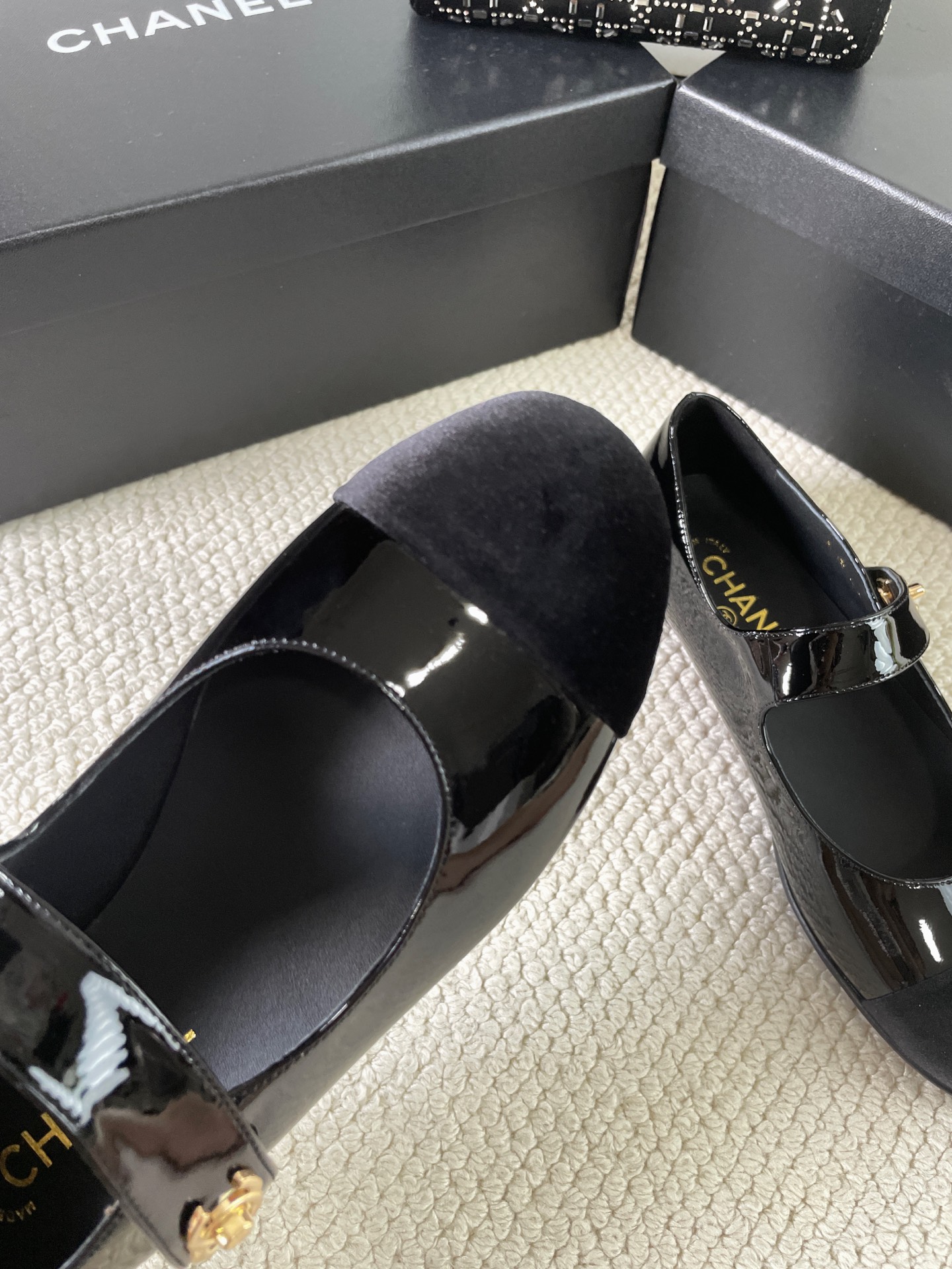 Chanel little Chanel Mary Jane single shoes