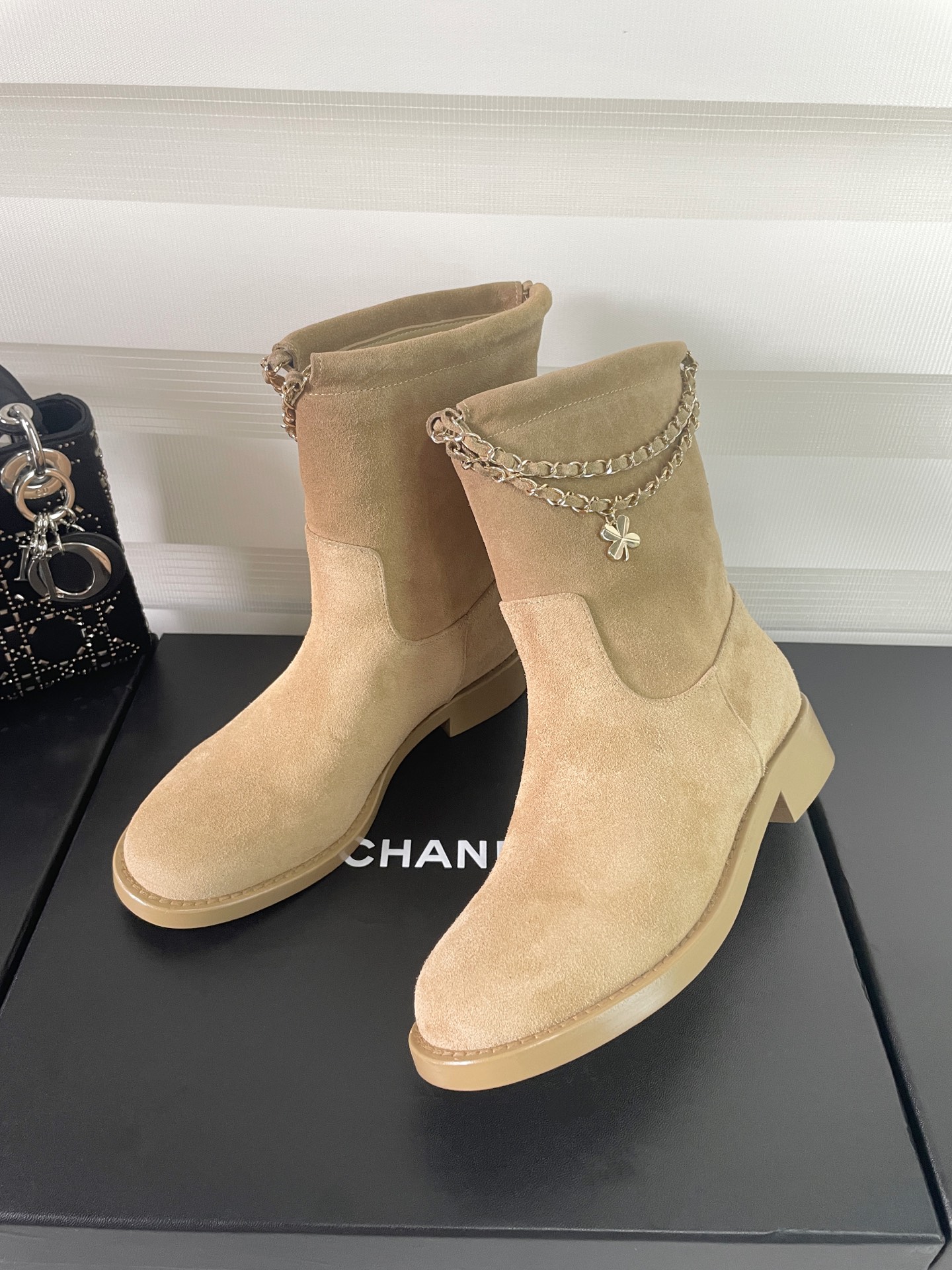 CHANEL autumn and winter new style chain boots