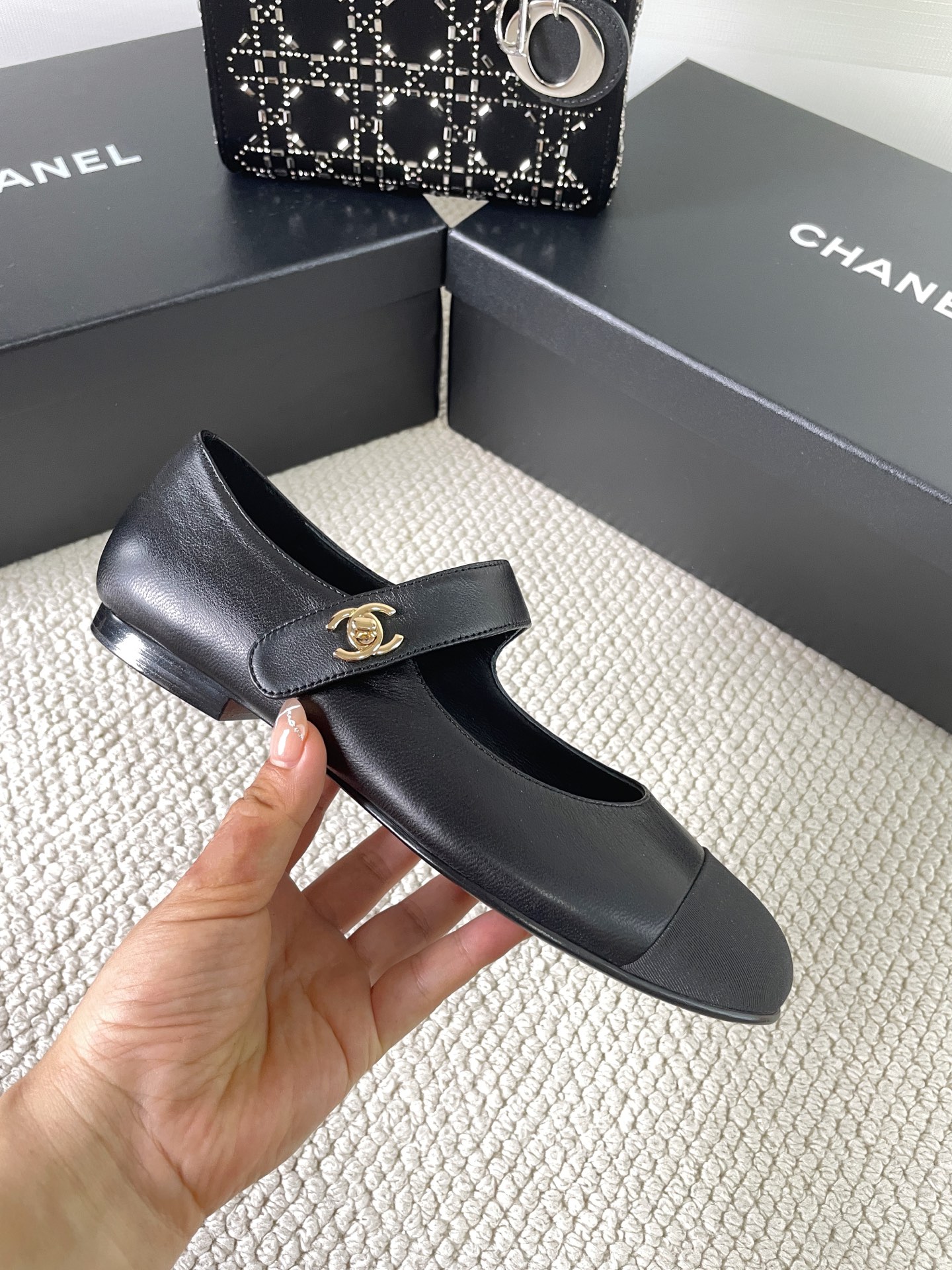 Chanel little Chanel Mary Jane single shoes