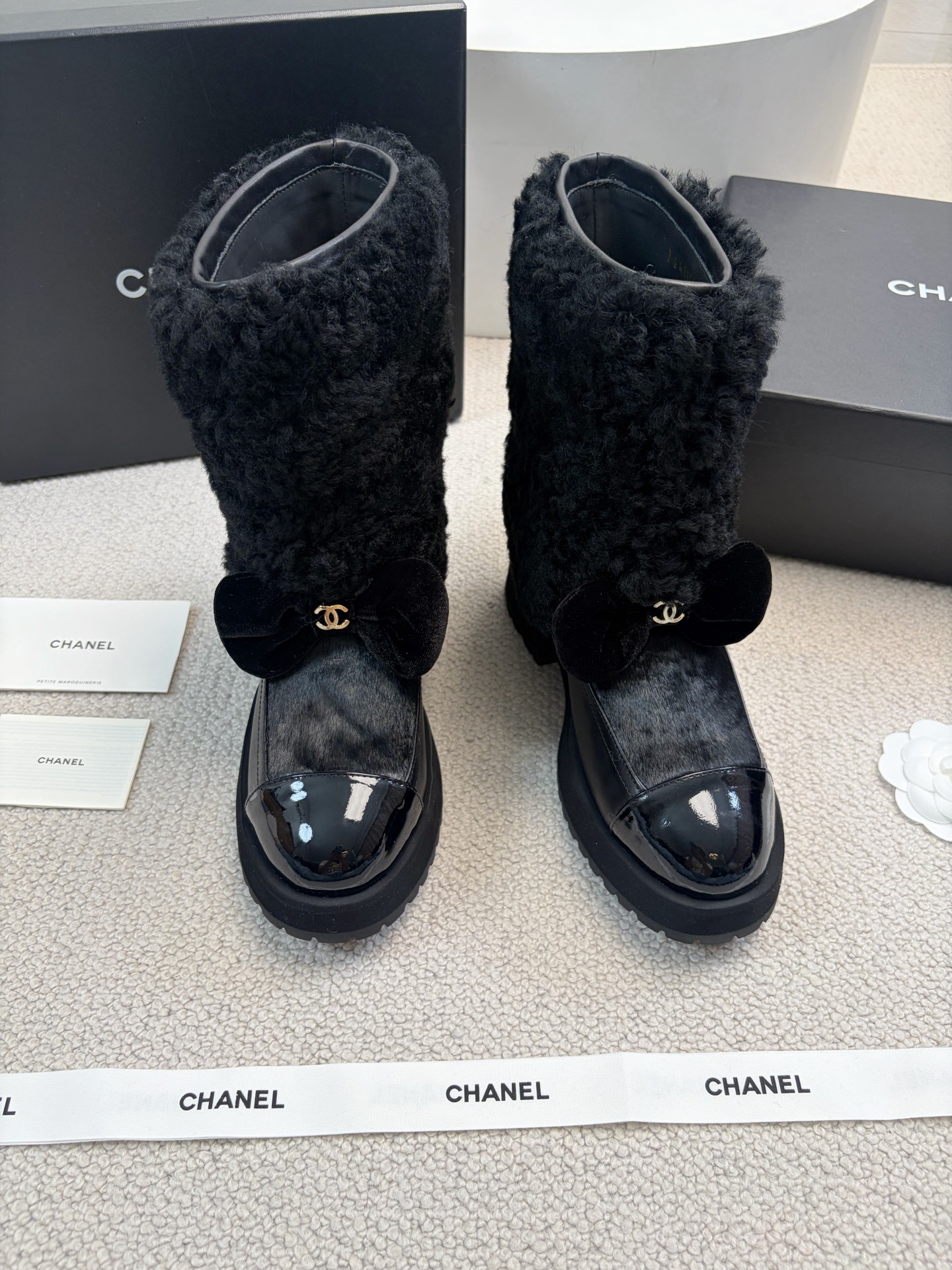 Chanel 2025 Spring/Summer New Style Ski Collection Mid-Calf Furry Shoes