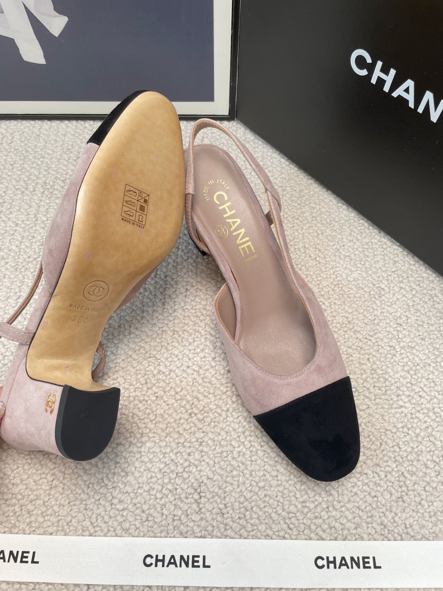 CHANEL Glue-Set Open-Back Sandals Flat / Chunky Heel