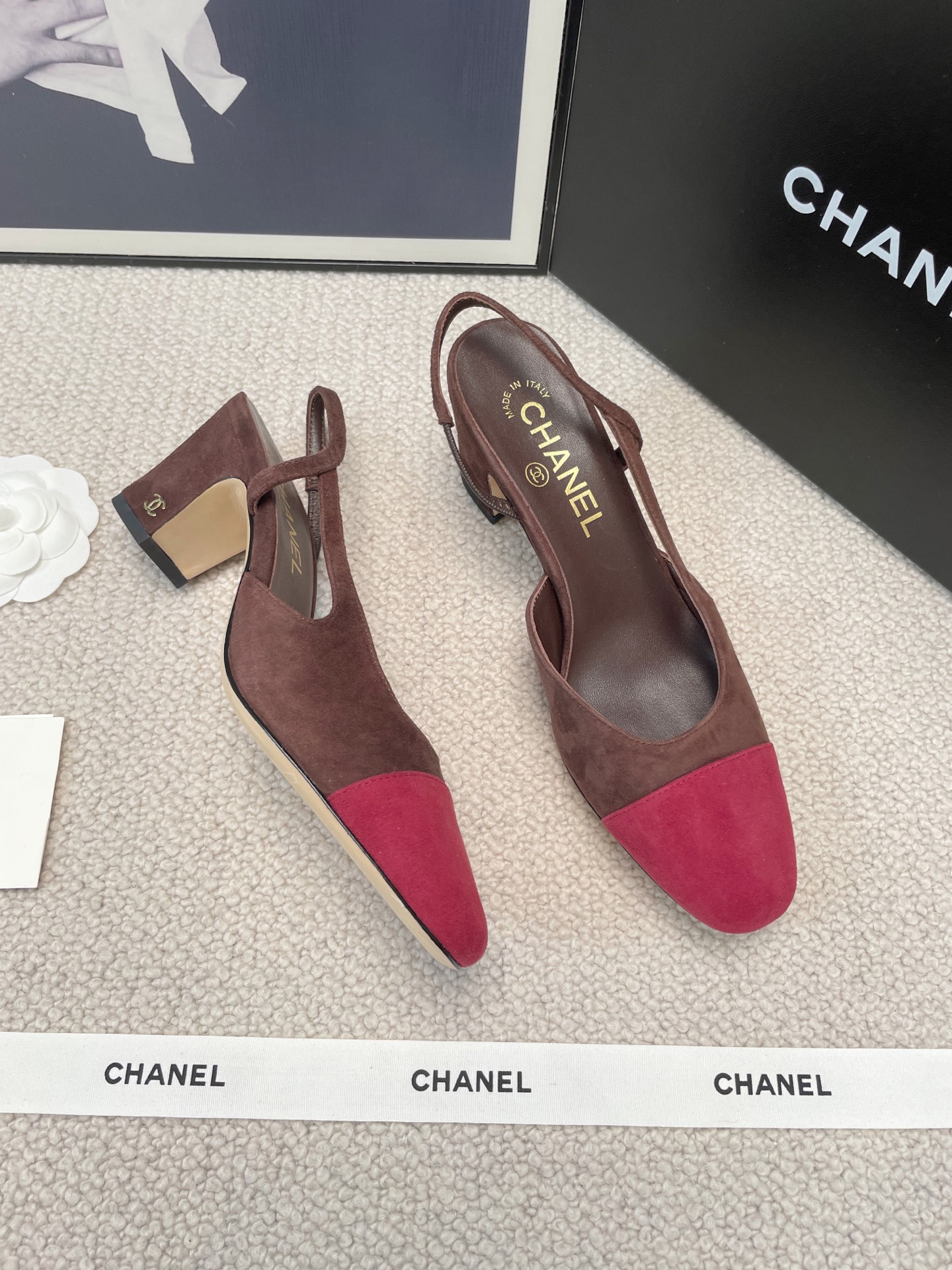 CHANEL Glue-Set Open-Back Sandals Flat / Chunky Heel