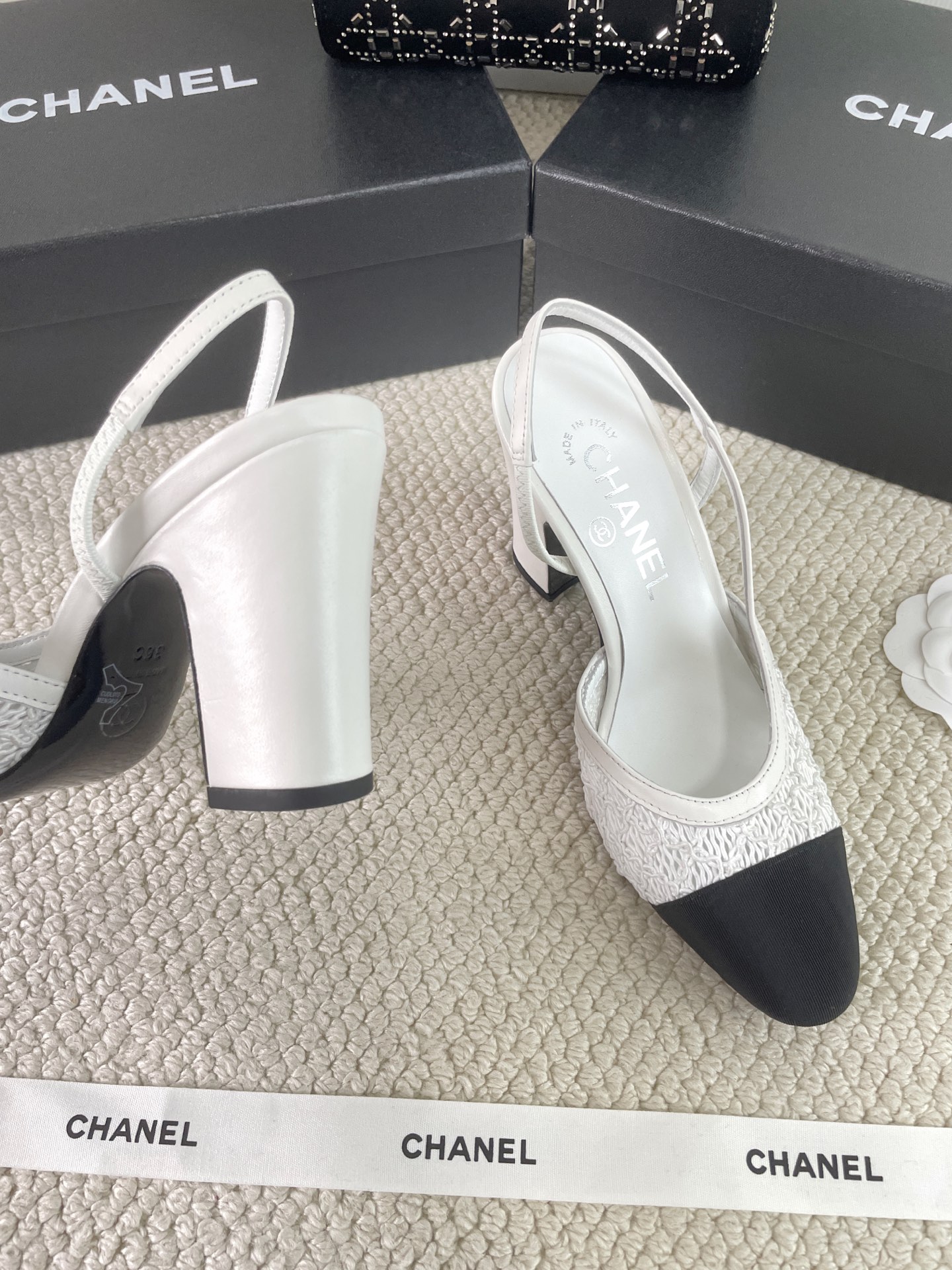 CHANEL 2025 Early Spring Woven Mary Jane Single Shoes