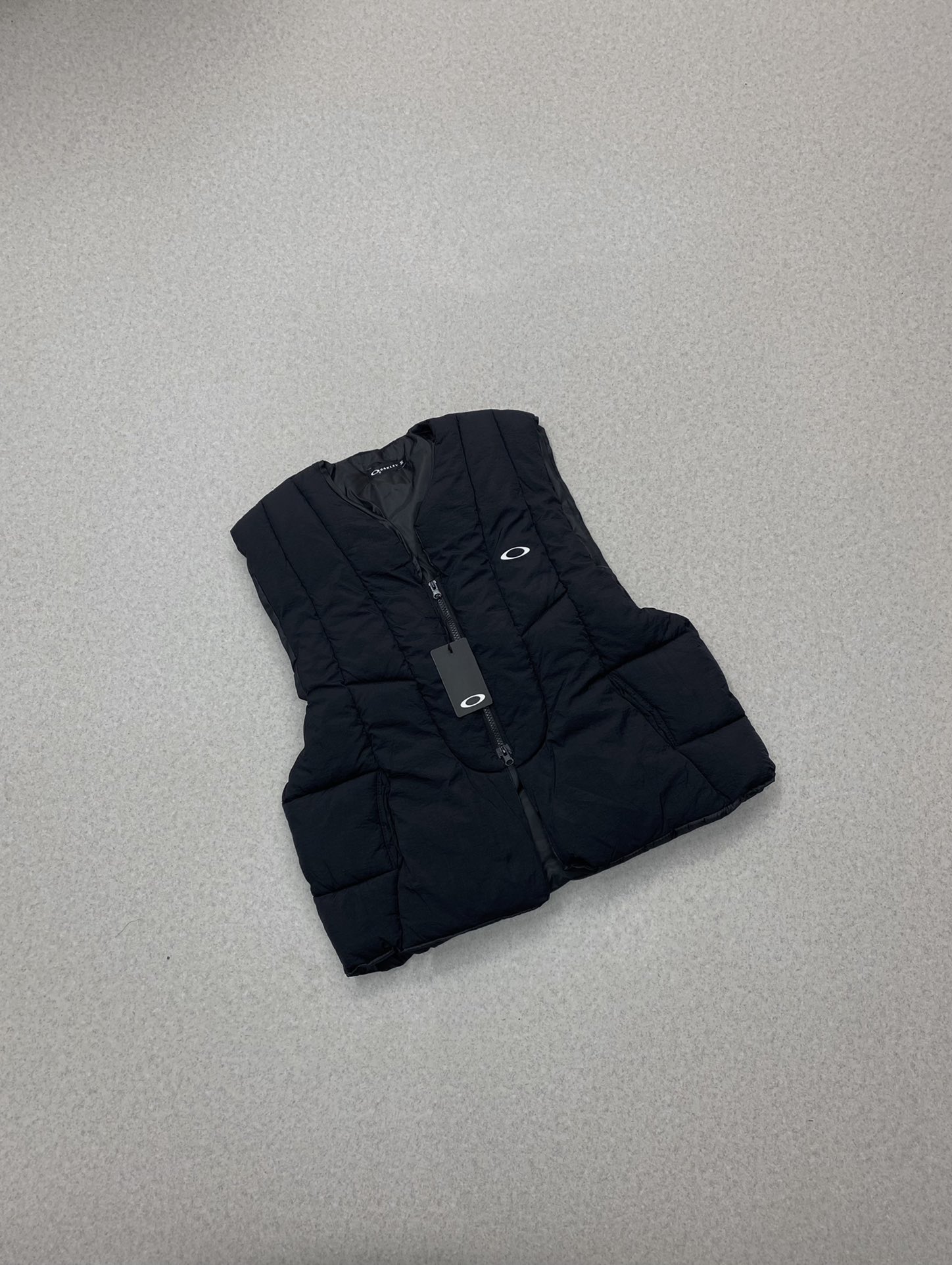 Oakley Latitude Flex Vest