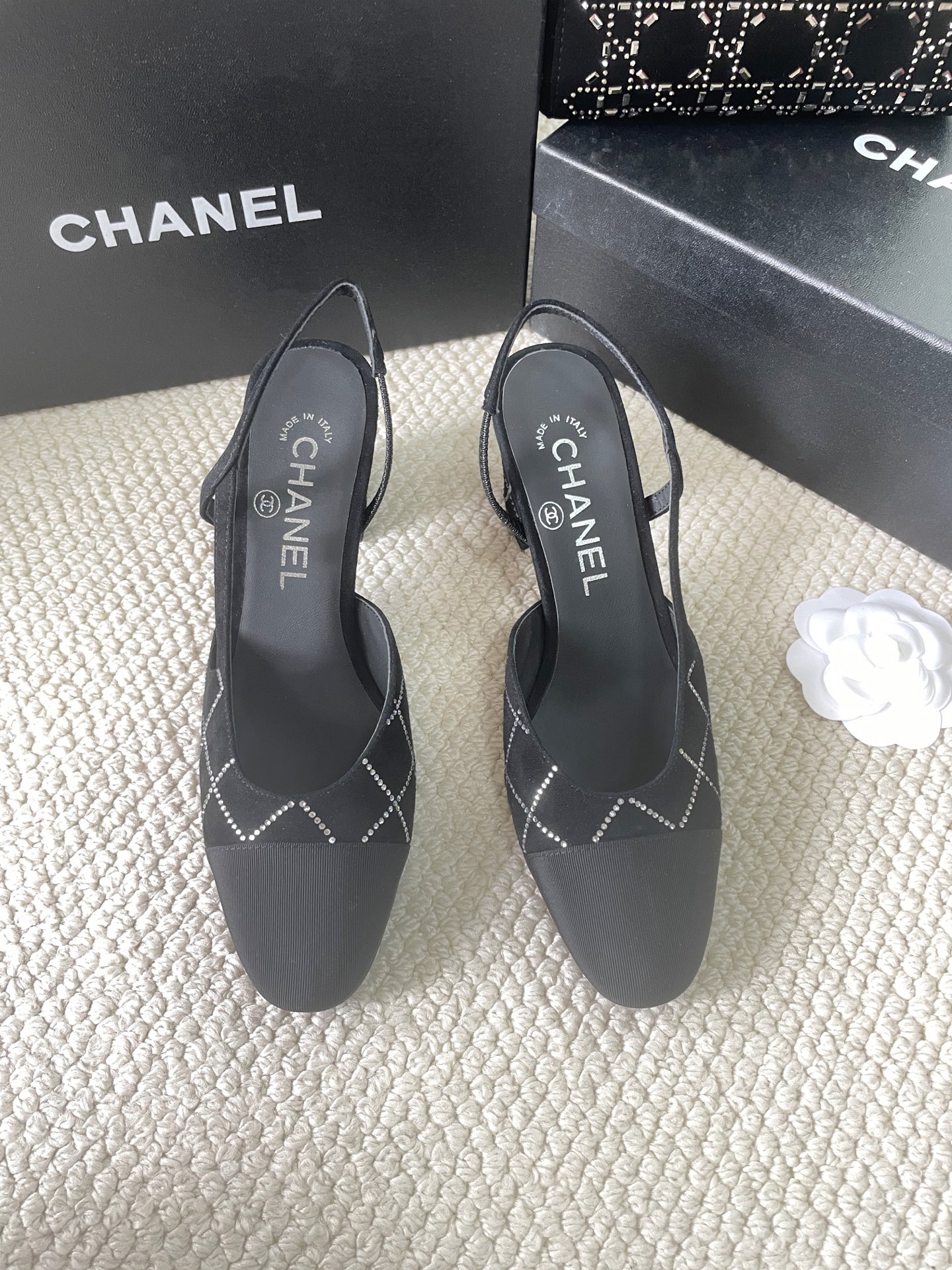 2025 Fall/Winter New Style CHANEL Rhinestone Open-Back Sling-back Sandals Flat / Chunky Heel