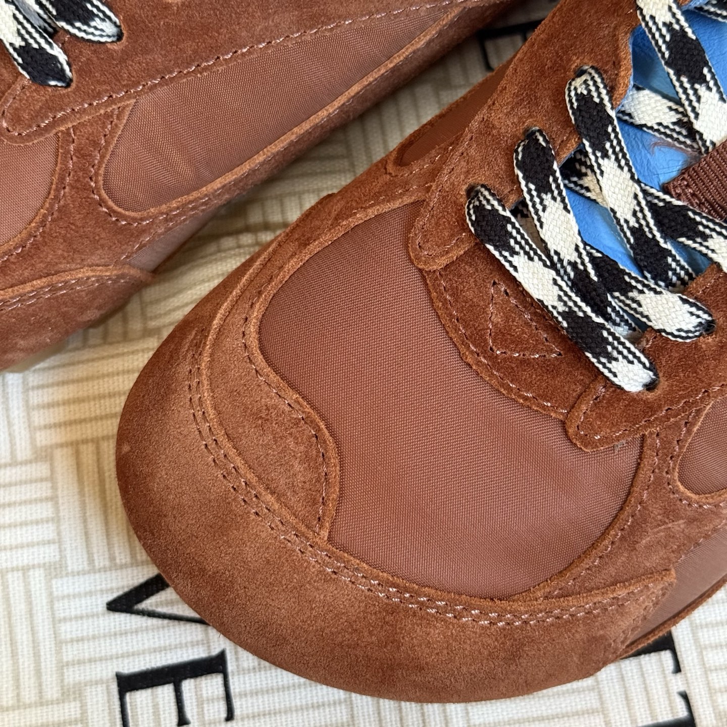 Bottega Veneta 2025 Spring/Summer New Style Aran De Training Shoes