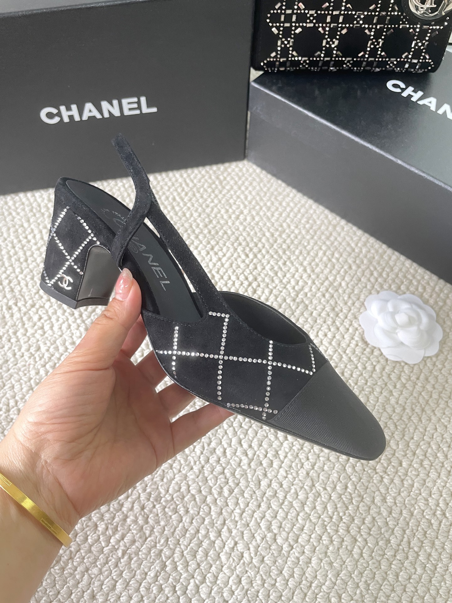 2025 Fall/Winter New Style CHANEL Rhinestone Open-Back Sling-back Sandals Flat / Chunky Heel