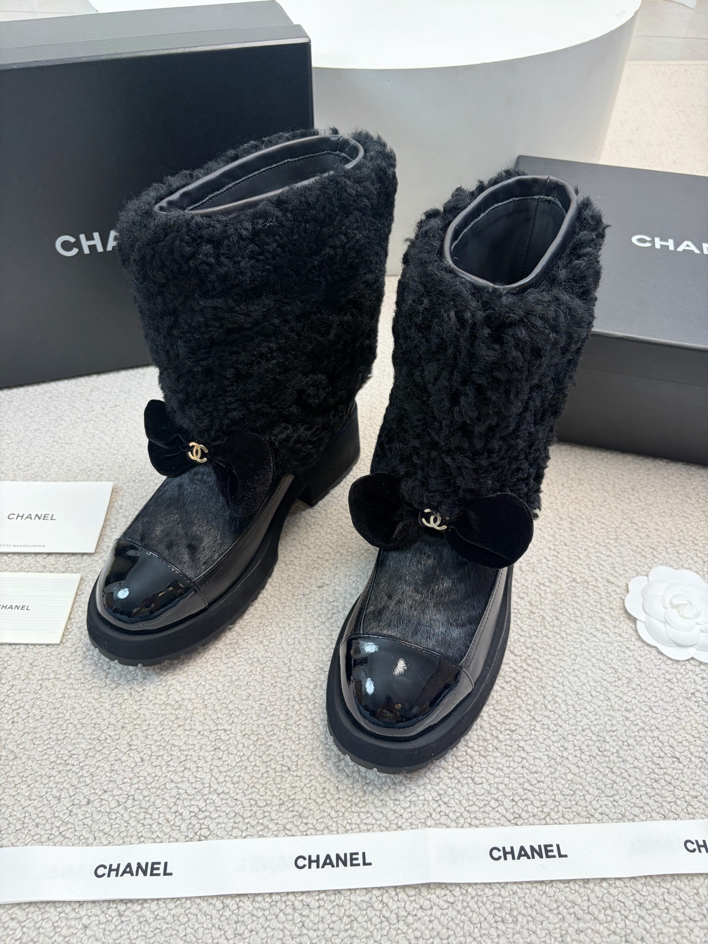 Chanel 2025 Spring/Summer New Style Ski Collection Mid-Calf Furry Shoes