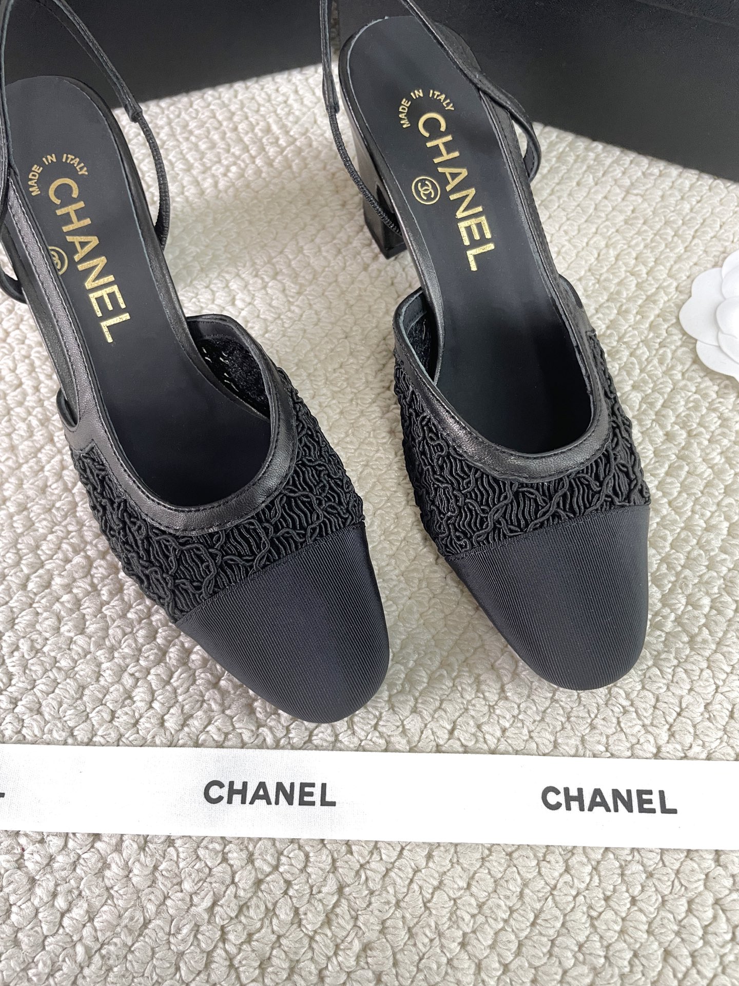 CHANEL Early Spring Woven Mary Jane Single Shoes