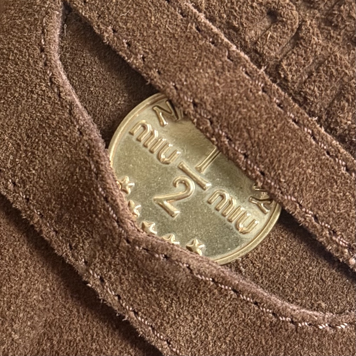 MiuMiu 2024 Spring/Summer Runway Style Coin Embellished Furry Slide Sandals