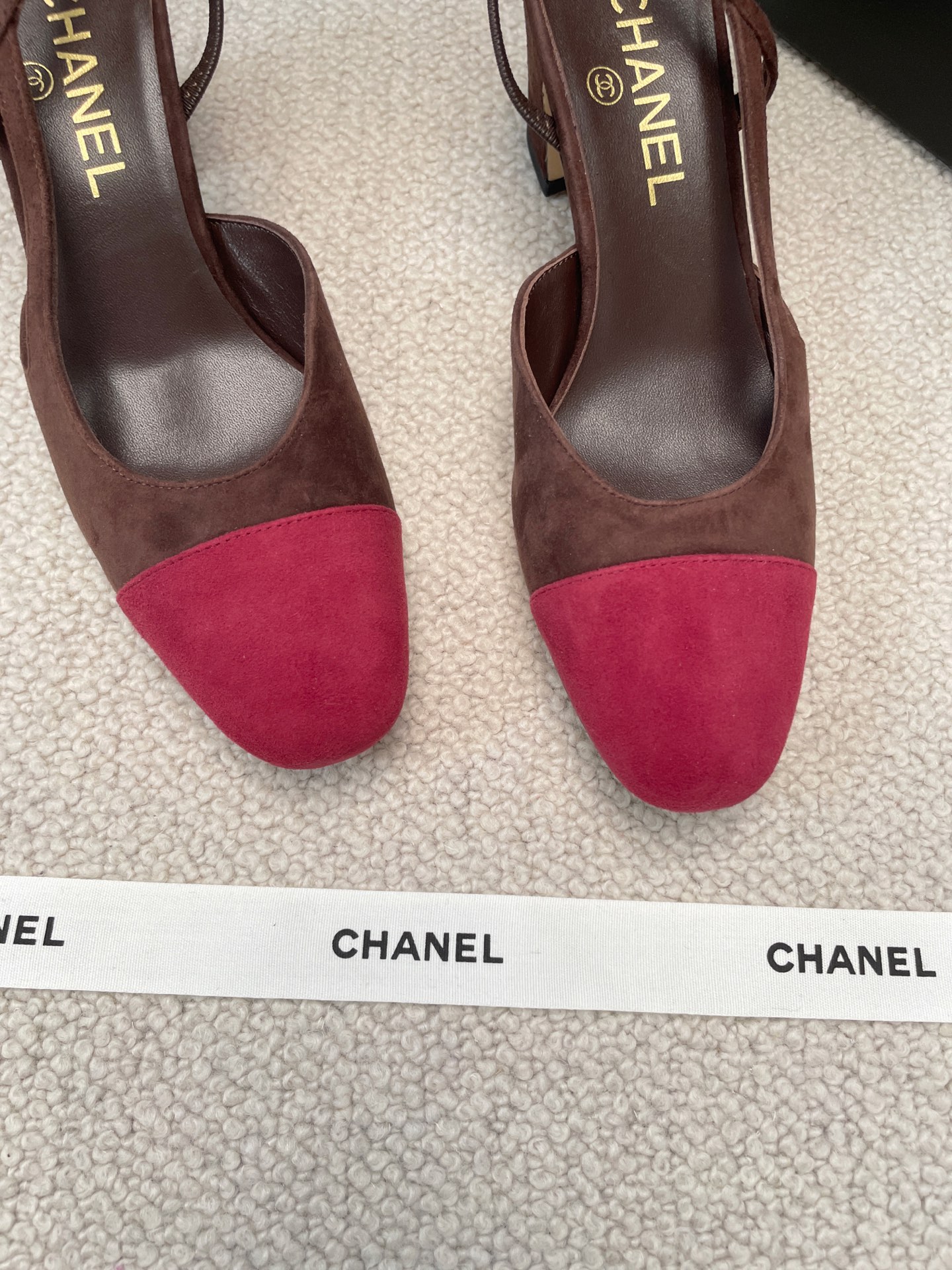 CHANEL Glue-Set Open-Back Sandals Flat / Chunky Heel