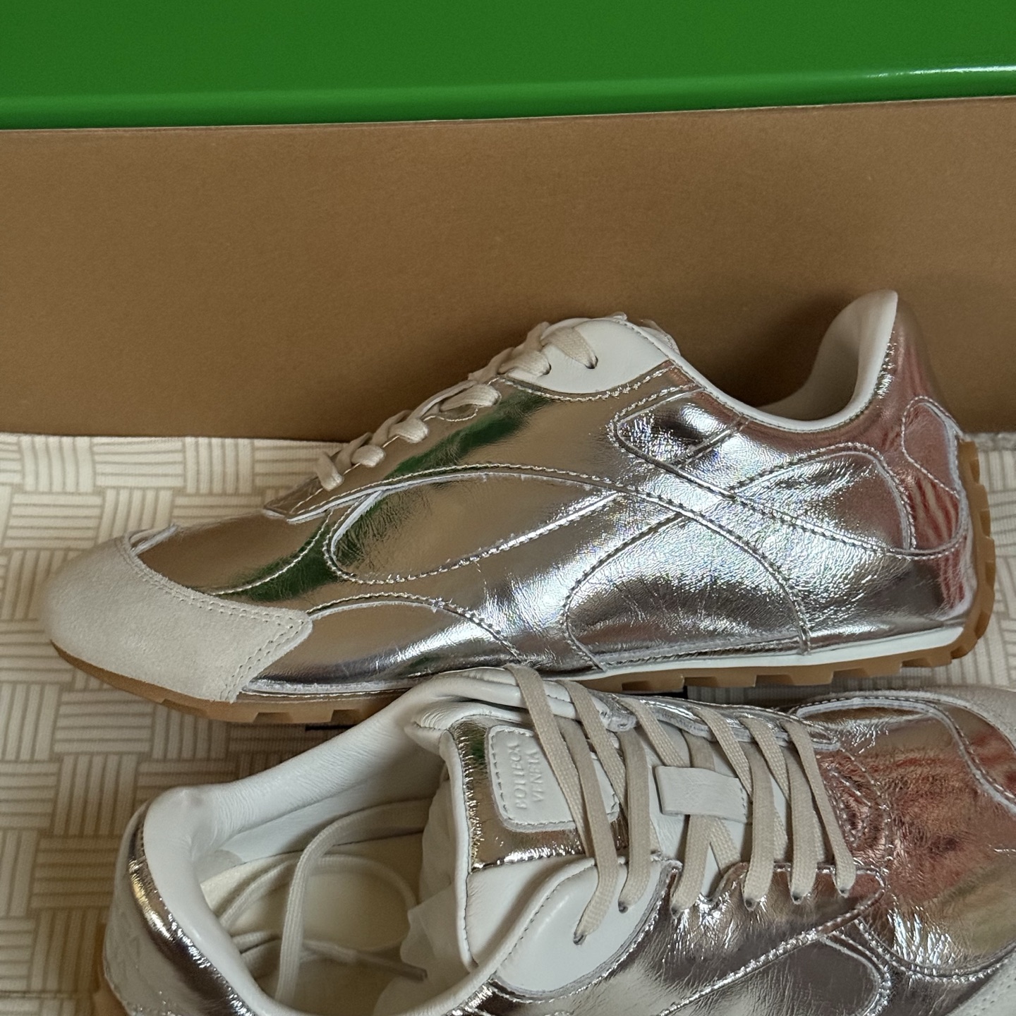 Bottega Veneta 2025 Spring/Summer New Style Aran De Training Shoes