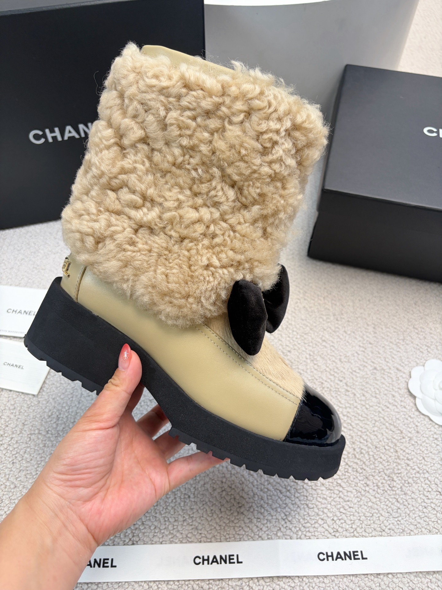 Chanel 2025 Spring/Summer New Style Ski Collection Mid-Calf Furry Shoes