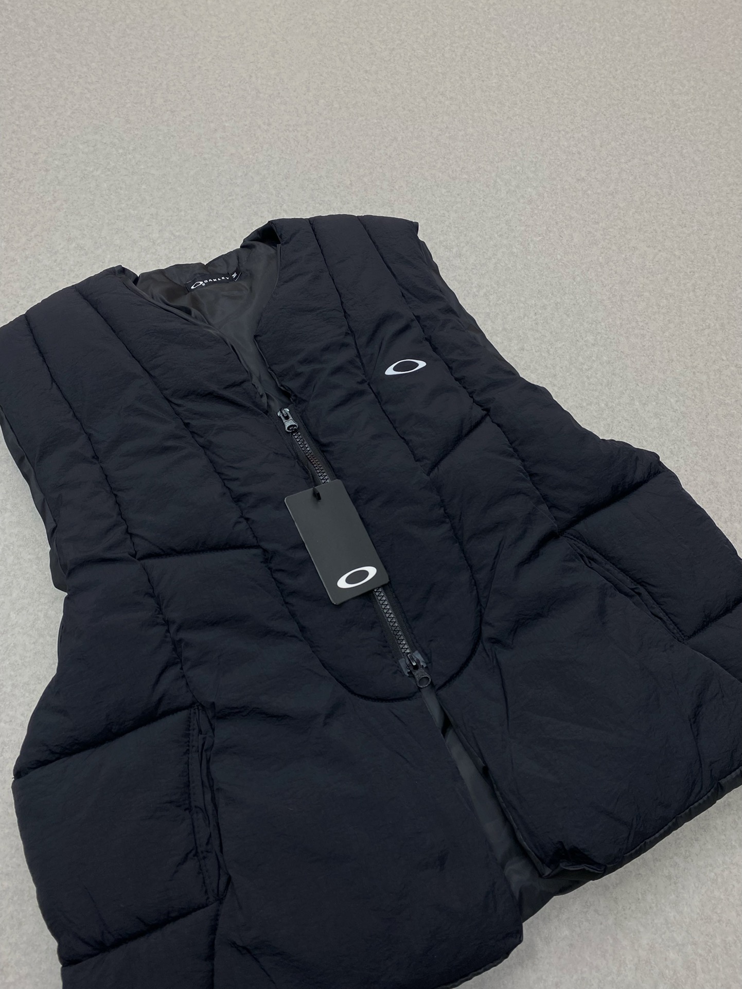 Oakley Latitude Flex Vest