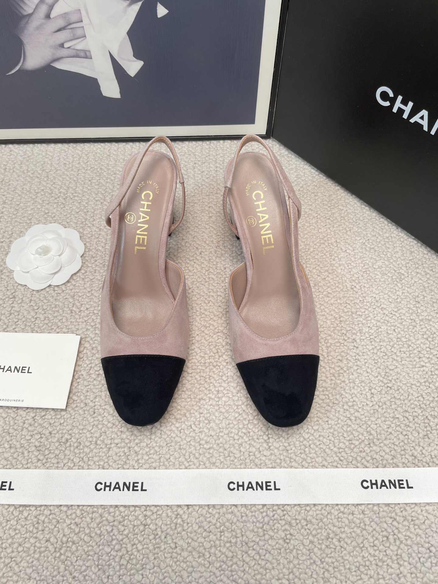 CHANEL Glue-Set Open-Back Sandals Flat / Chunky Heel