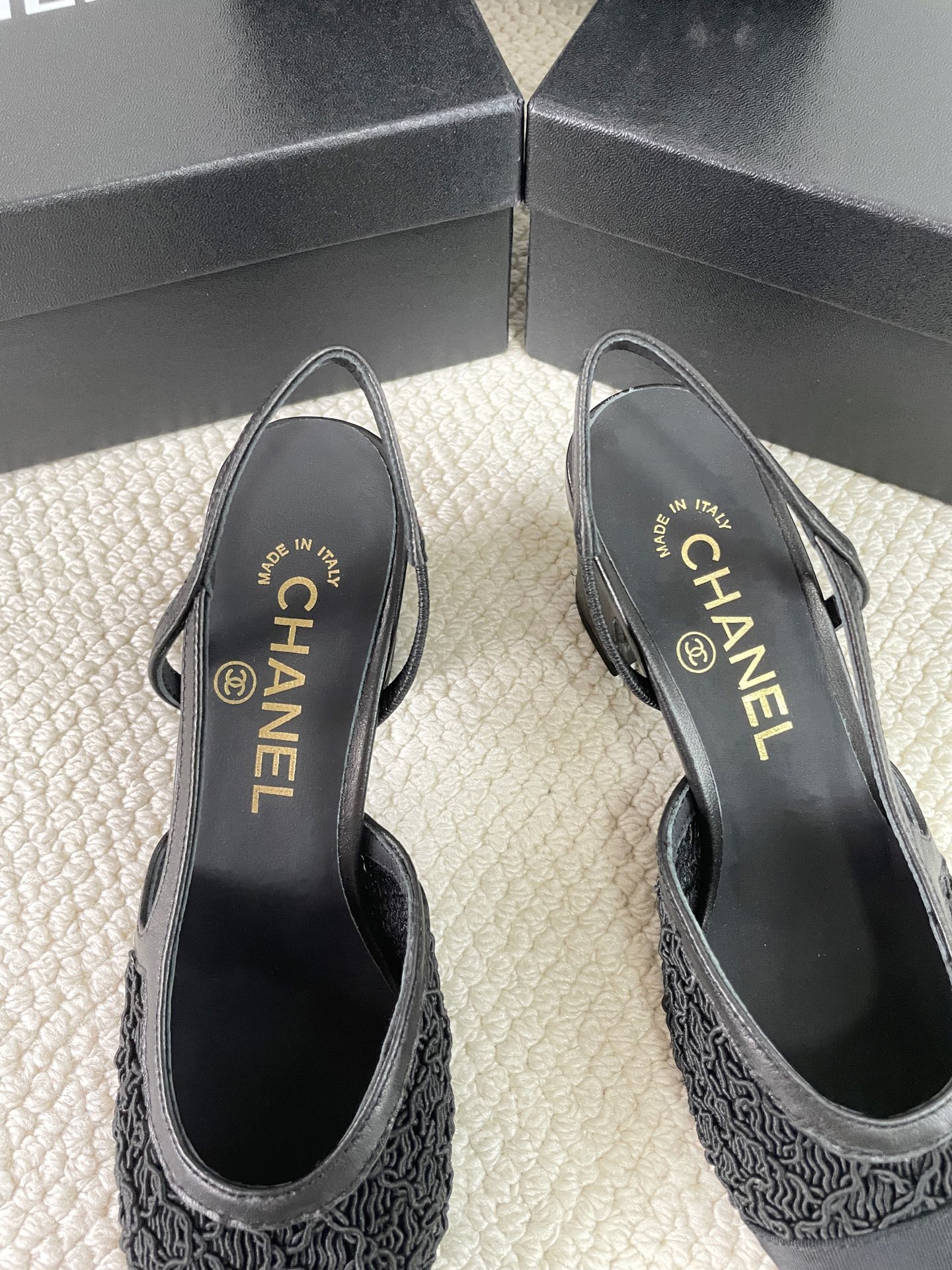 CHANEL Early Spring Woven Mary Jane Single Shoes
