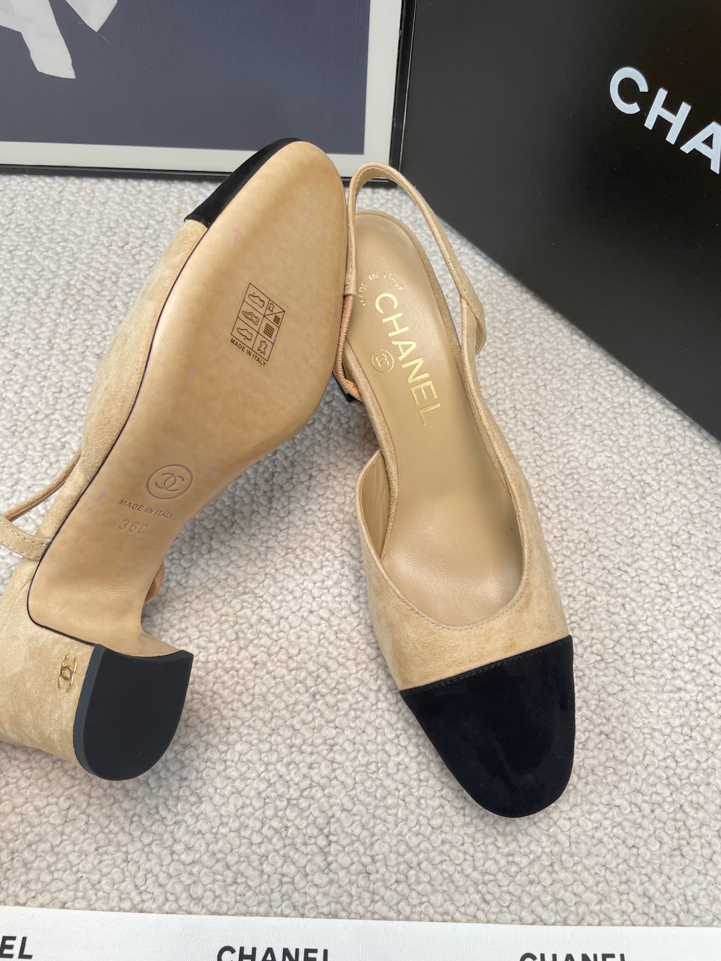 CHANEL Glue-Set Open-Back Sandals Flat / Chunky Heel