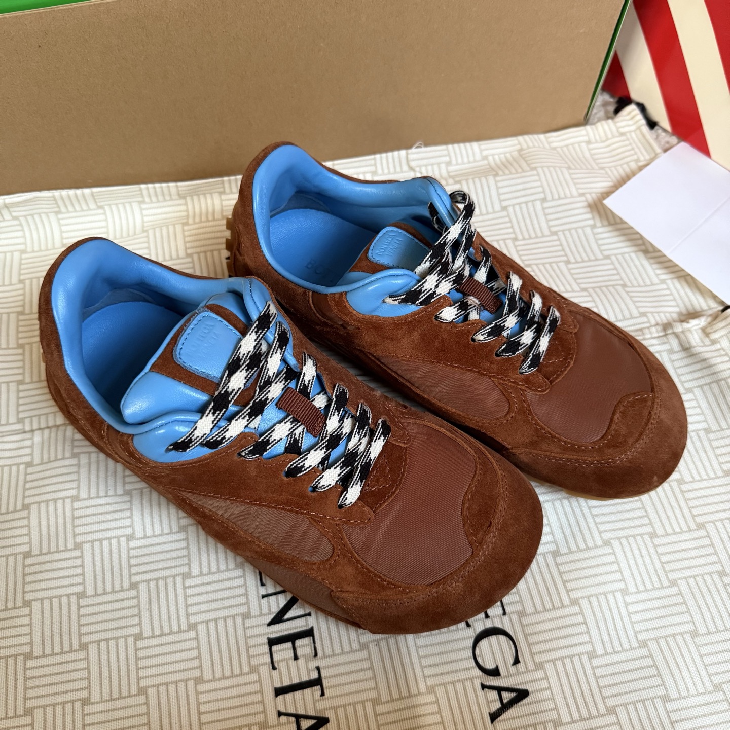 Bottega Veneta 2025 Spring/Summer New Style Aran De Training Shoes