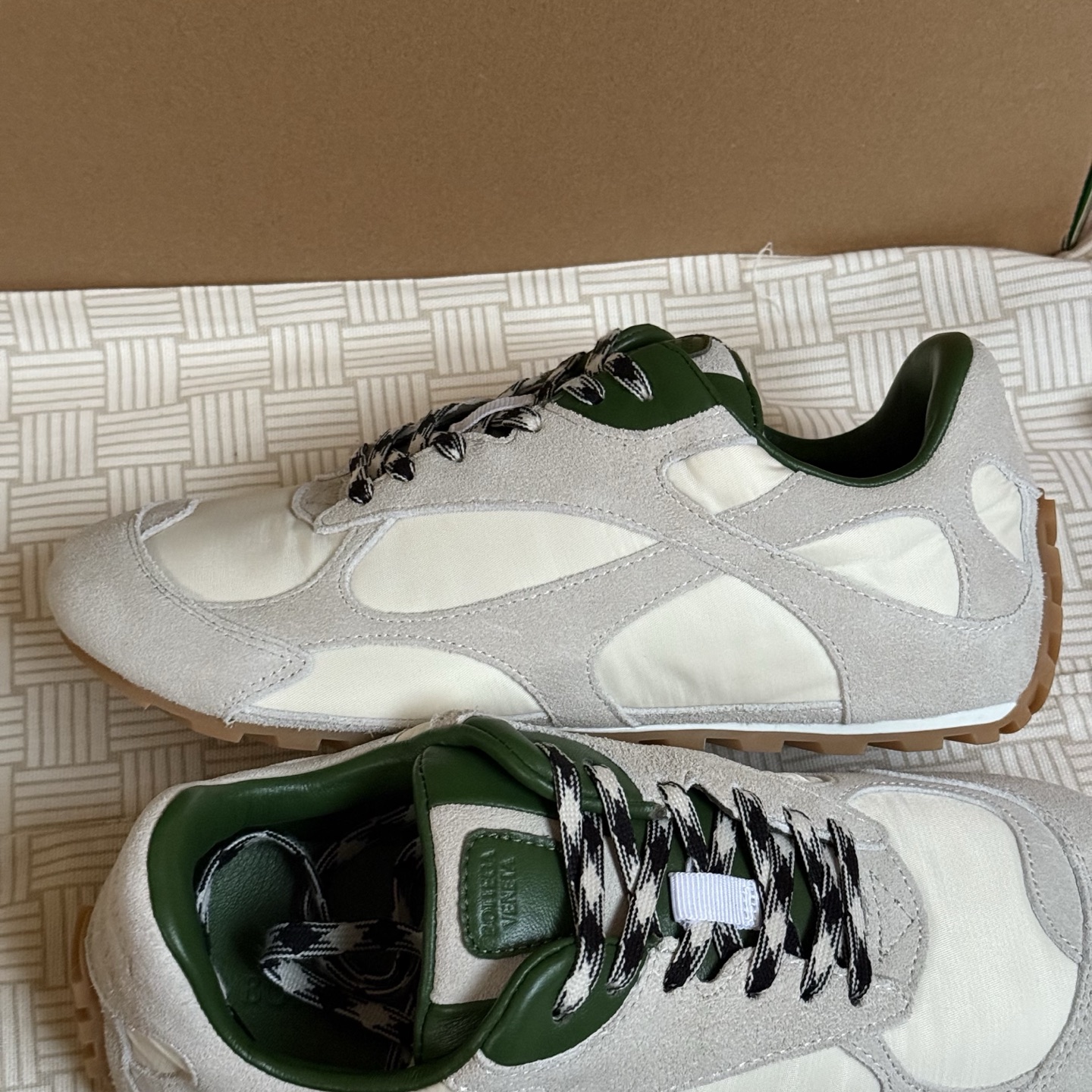 Bottega Veneta 2025 Spring/Summer New Style Aran De Training Shoes