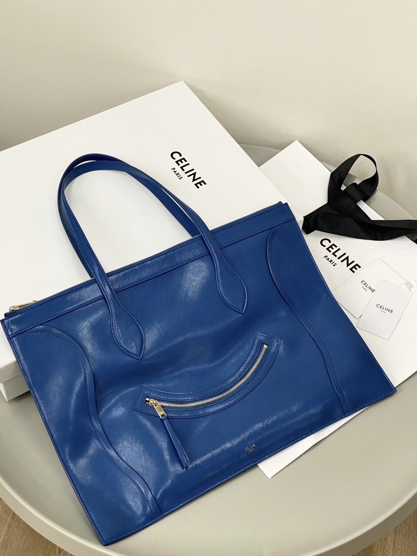 Celine Flat Cabas Smile Bag