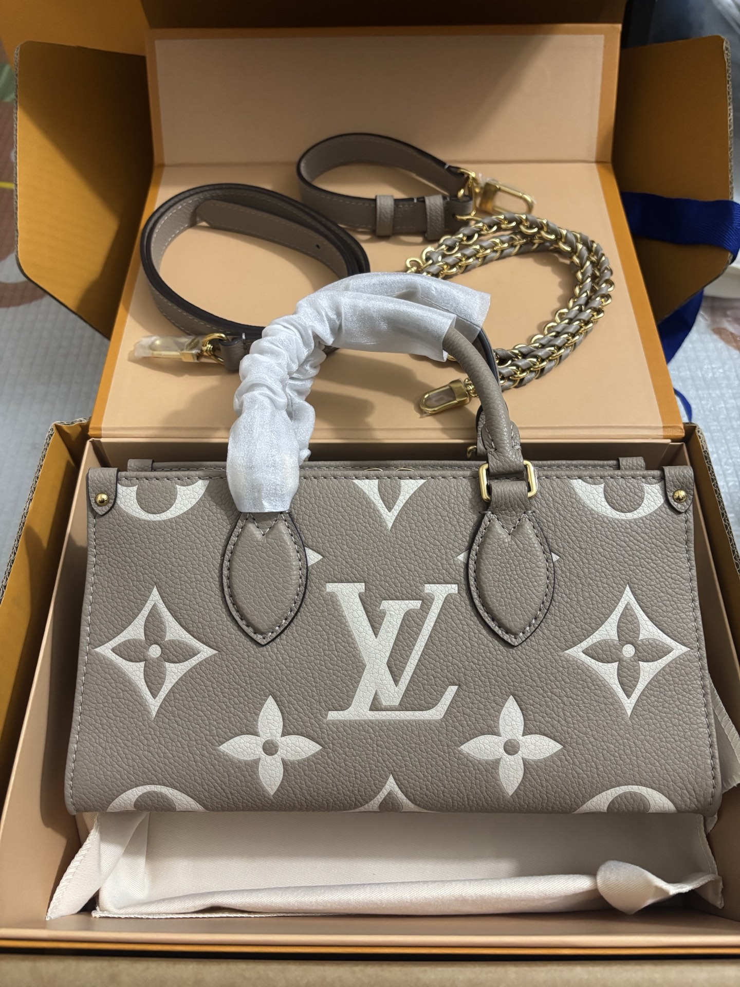 Louis Vuitton OnTheGo East West Handbag