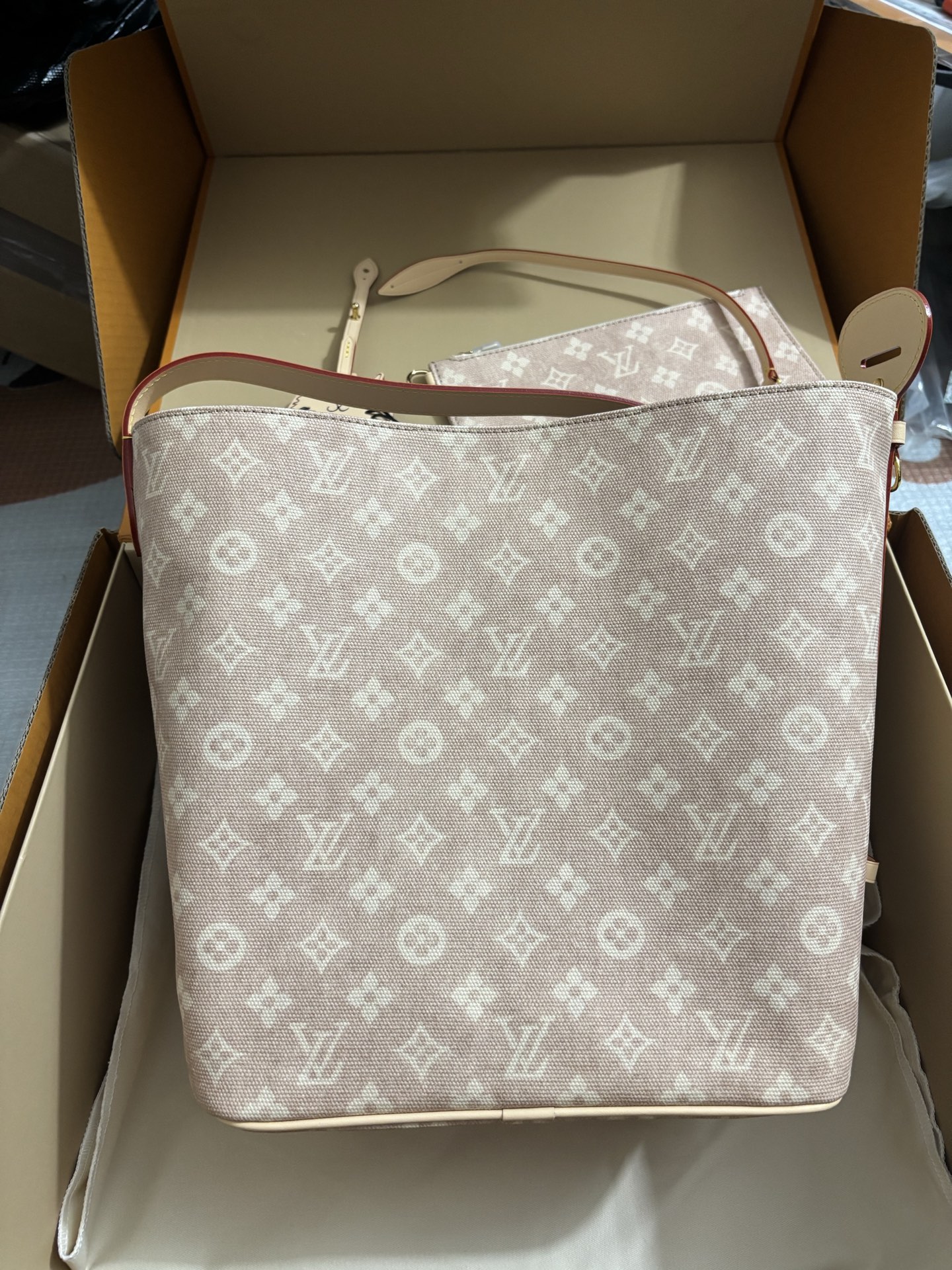 Louis Vuitton All In Large Handbag