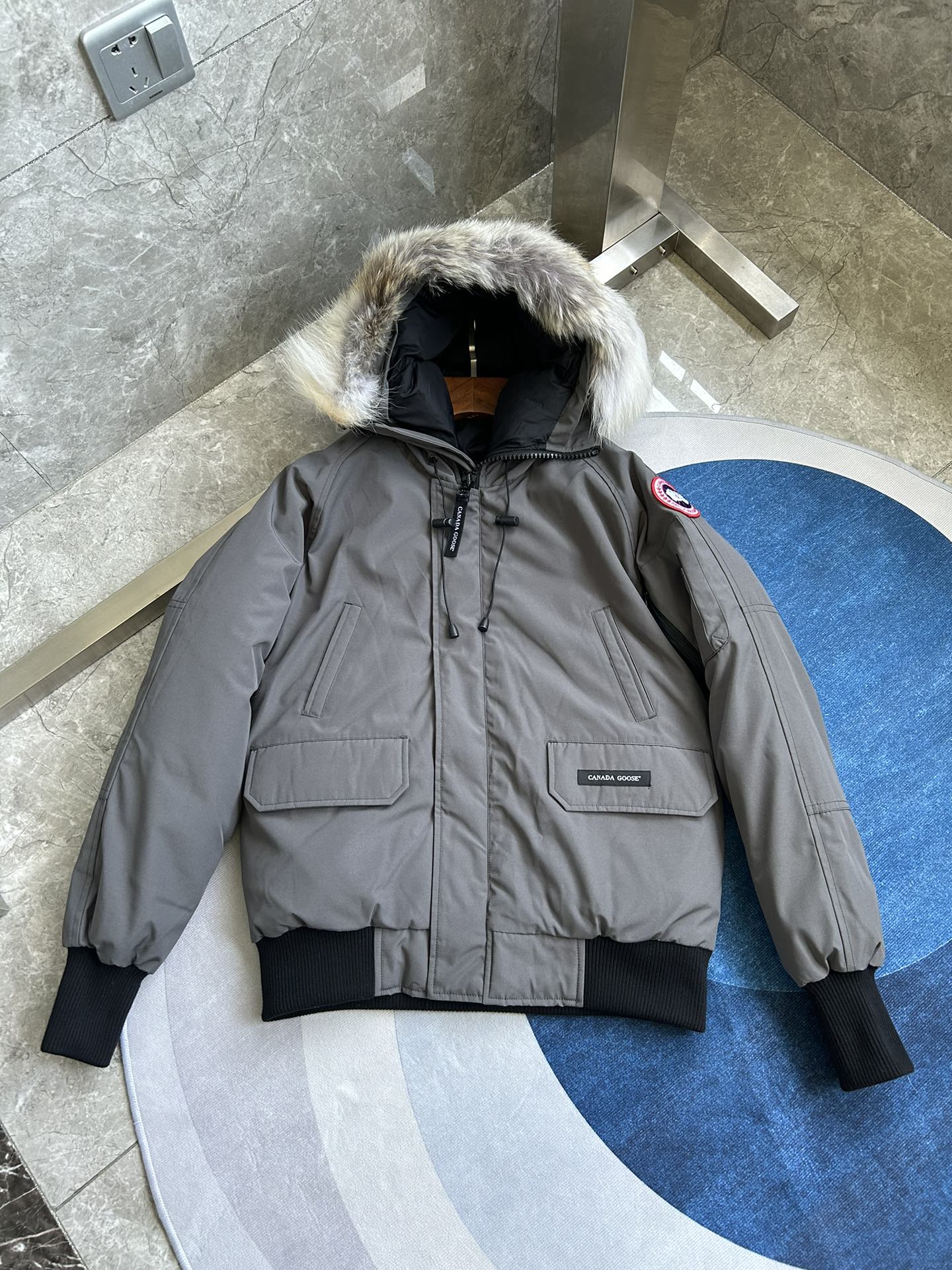 Canada Goose Style 01 Bomber Down Jacket