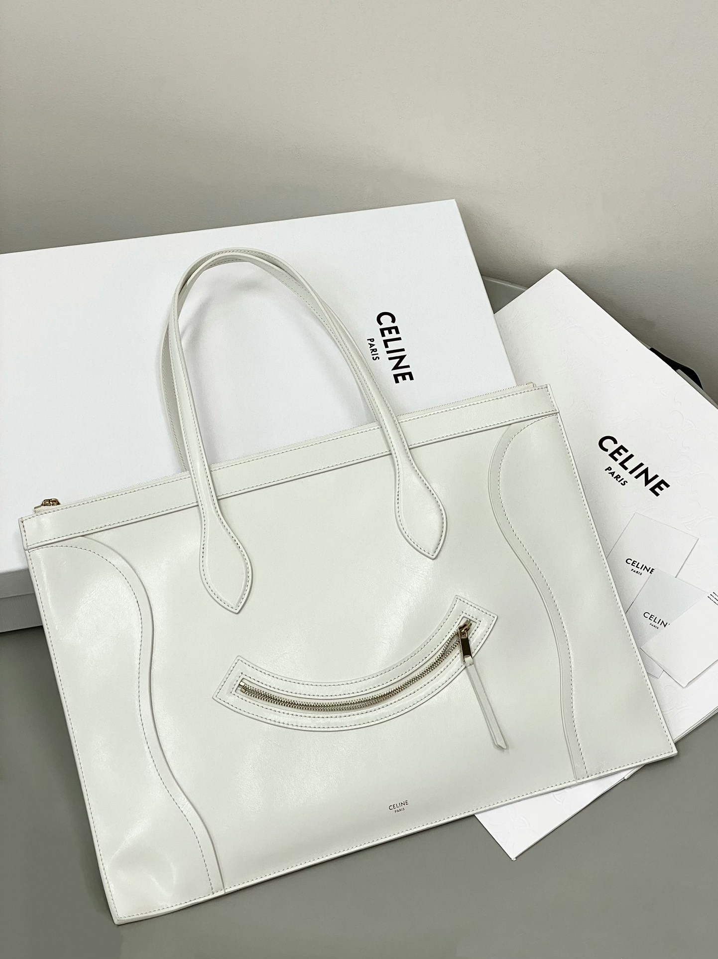 Celine Flat Cabas Smile Bag