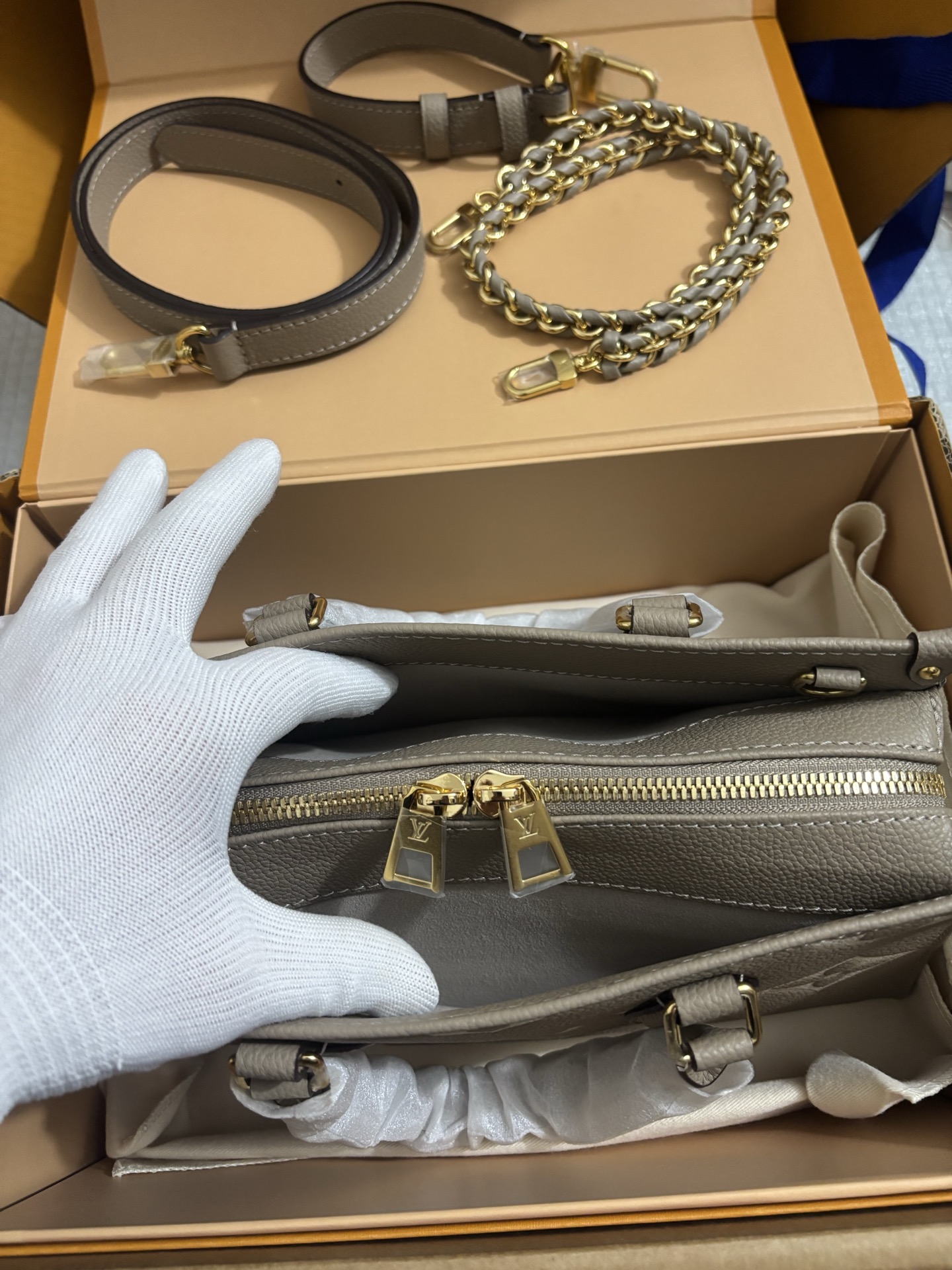 Louis Vuitton OnTheGo East West Handbag