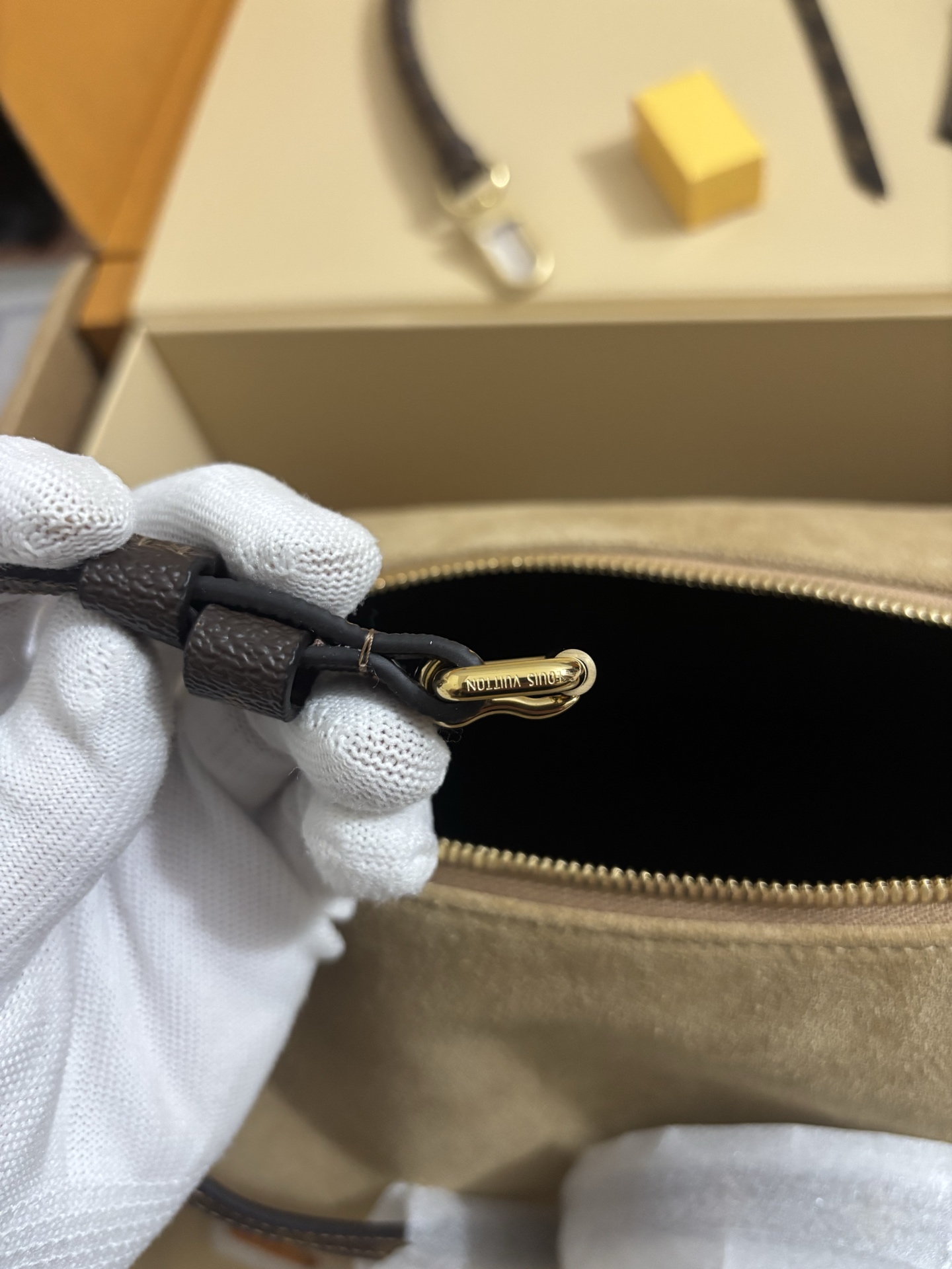 Louis Vuitton Express King of Bags