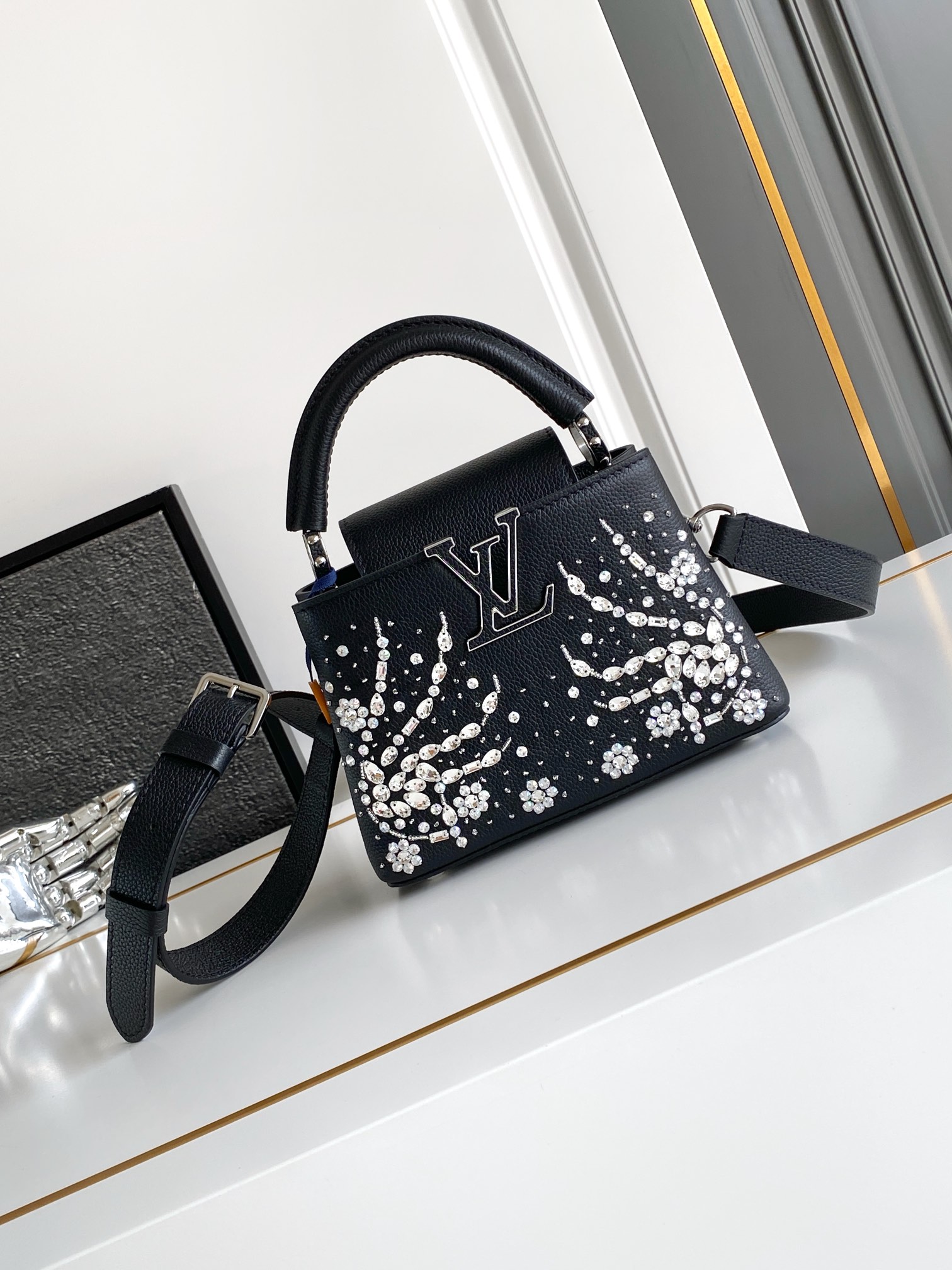 LV New Snow White Bag