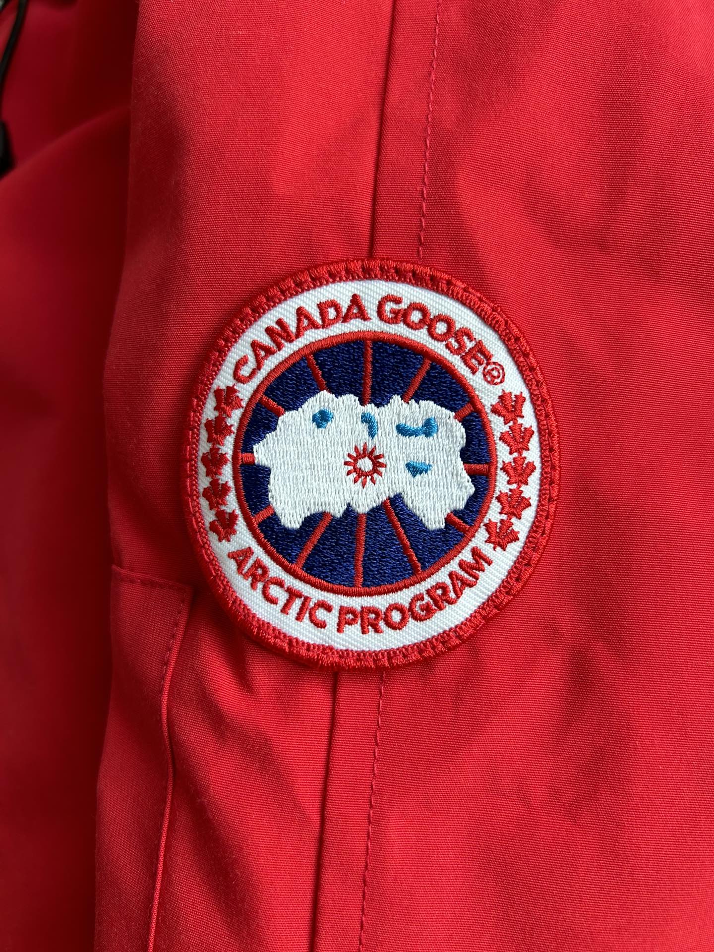 Canada Goose Style 01 Bomber Down Jacket