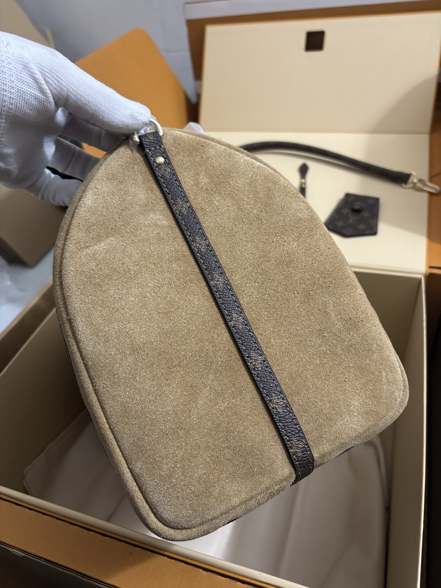 Louis Vuitton Express King of Bags