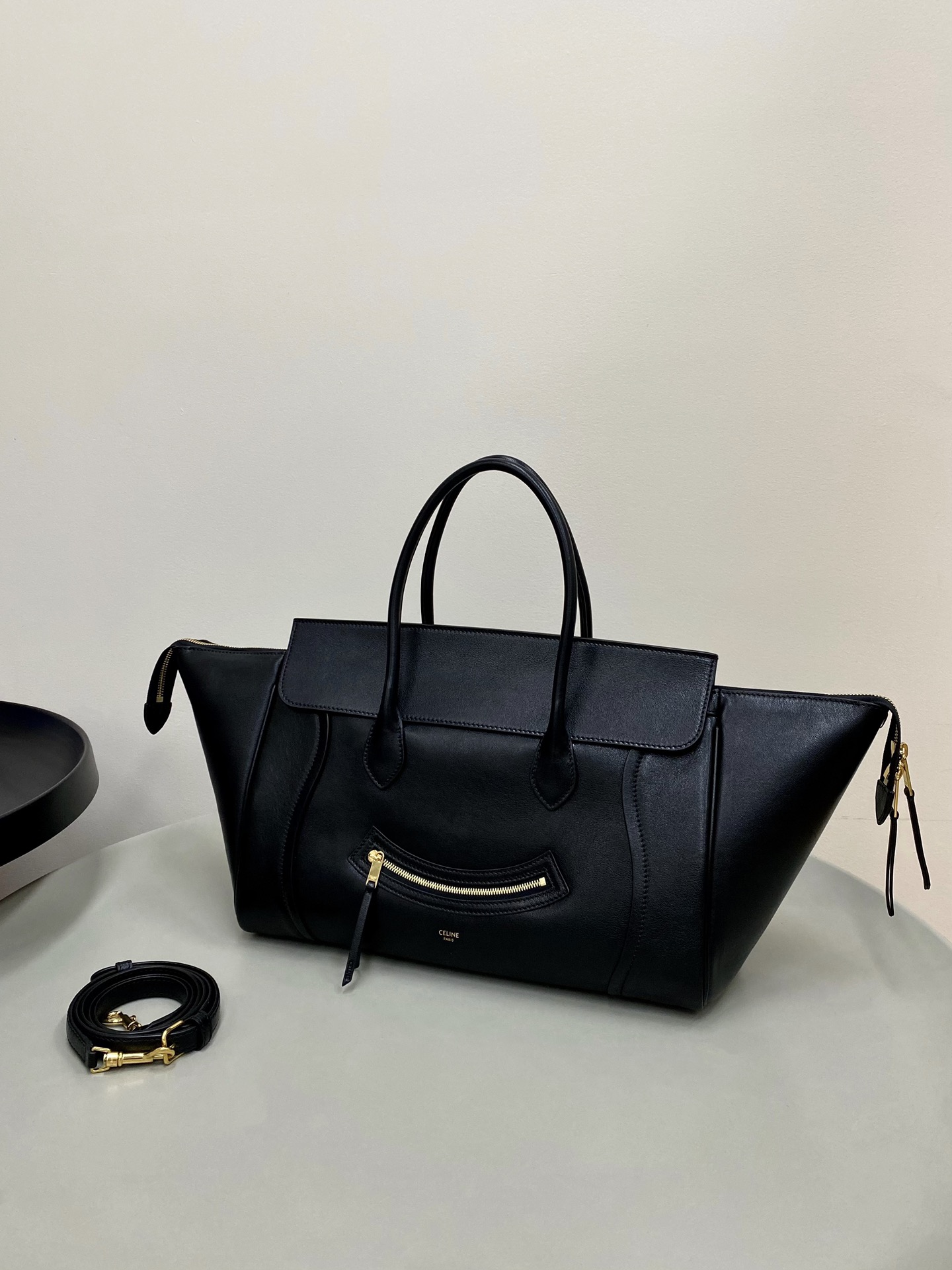 Celine Luggage Classic Smile Bag